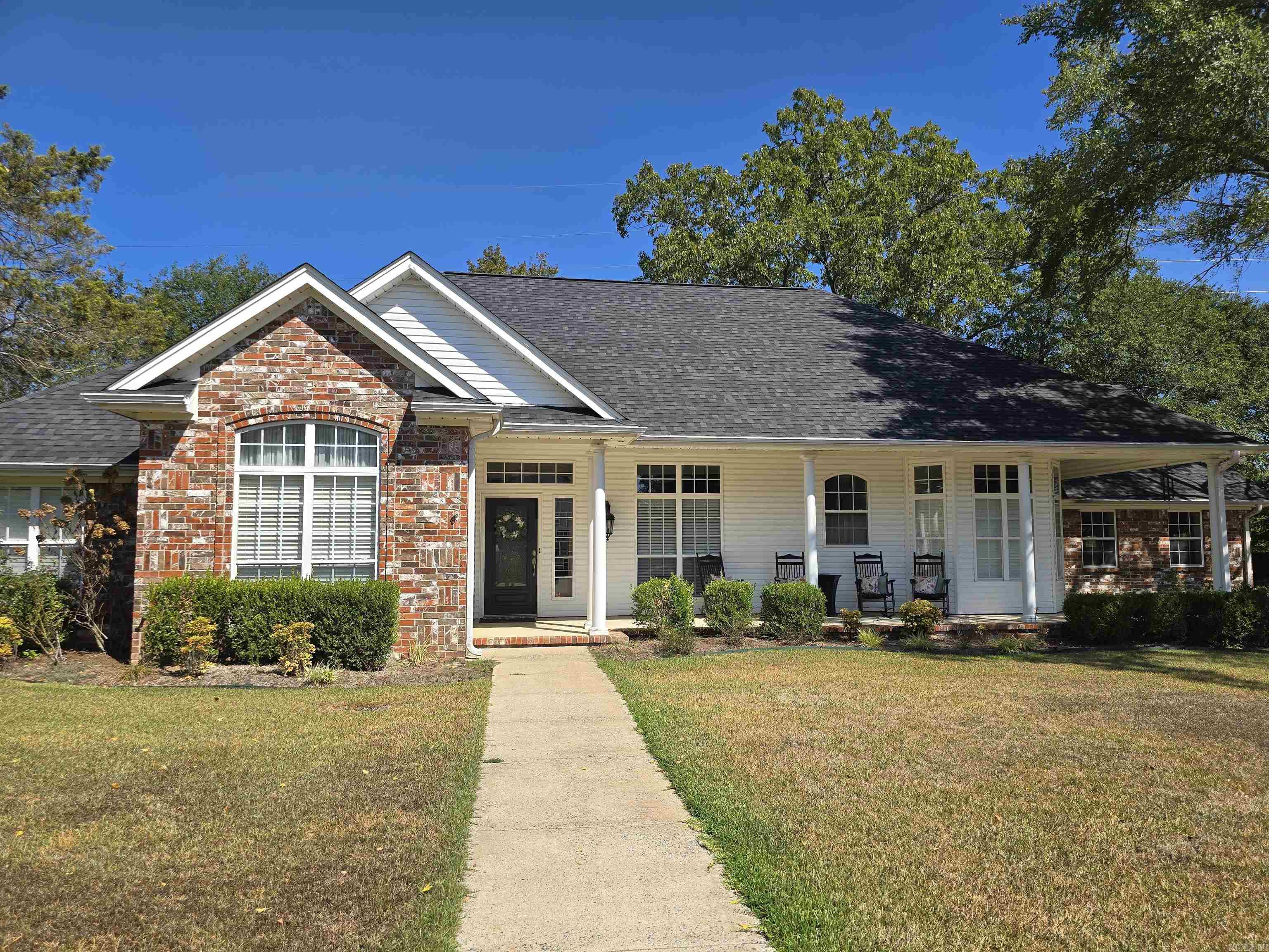 700 Prairie Creek Rd Property Photo 2