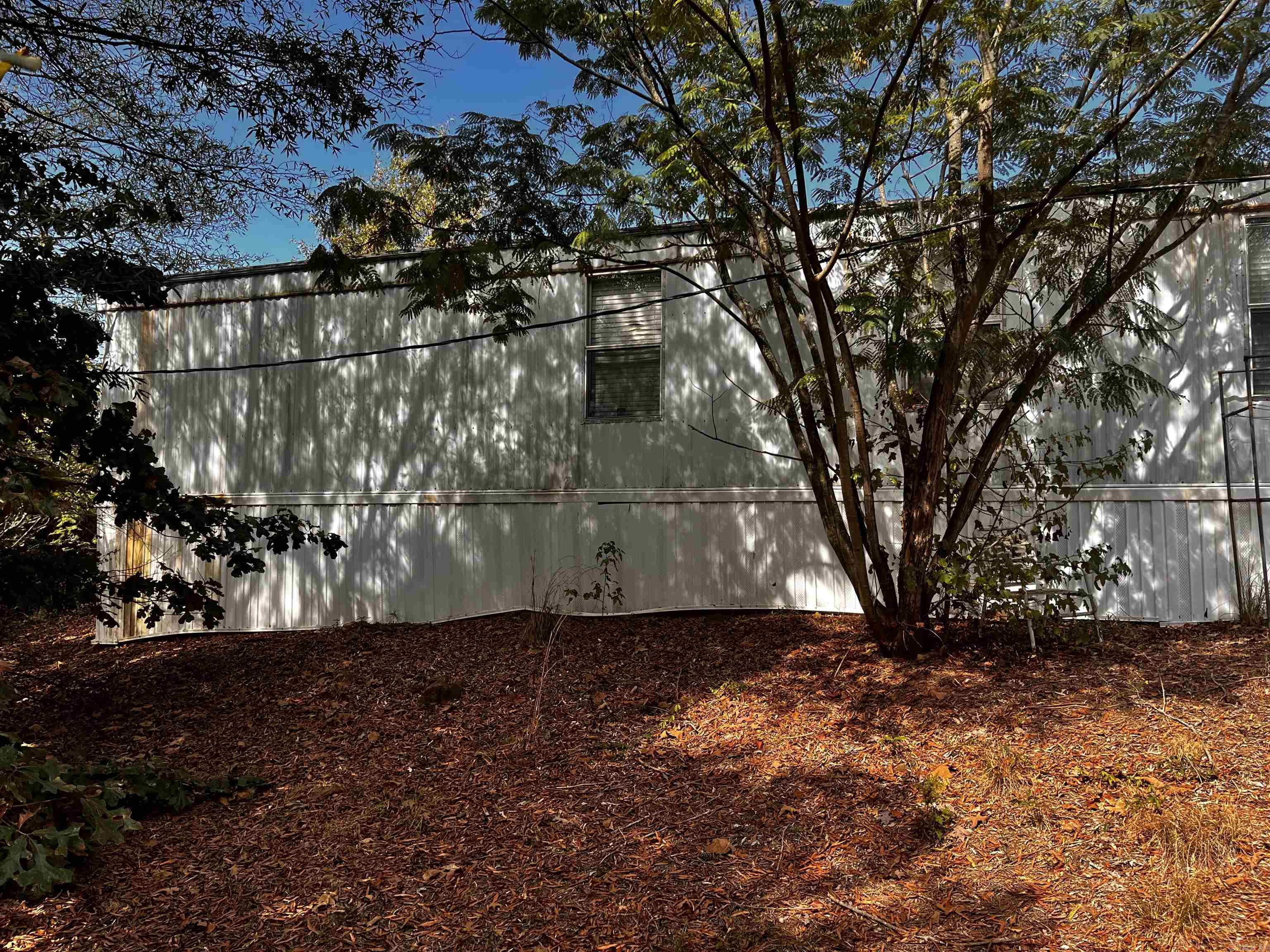 11810 Mac Arthur Dr Property Photo 2