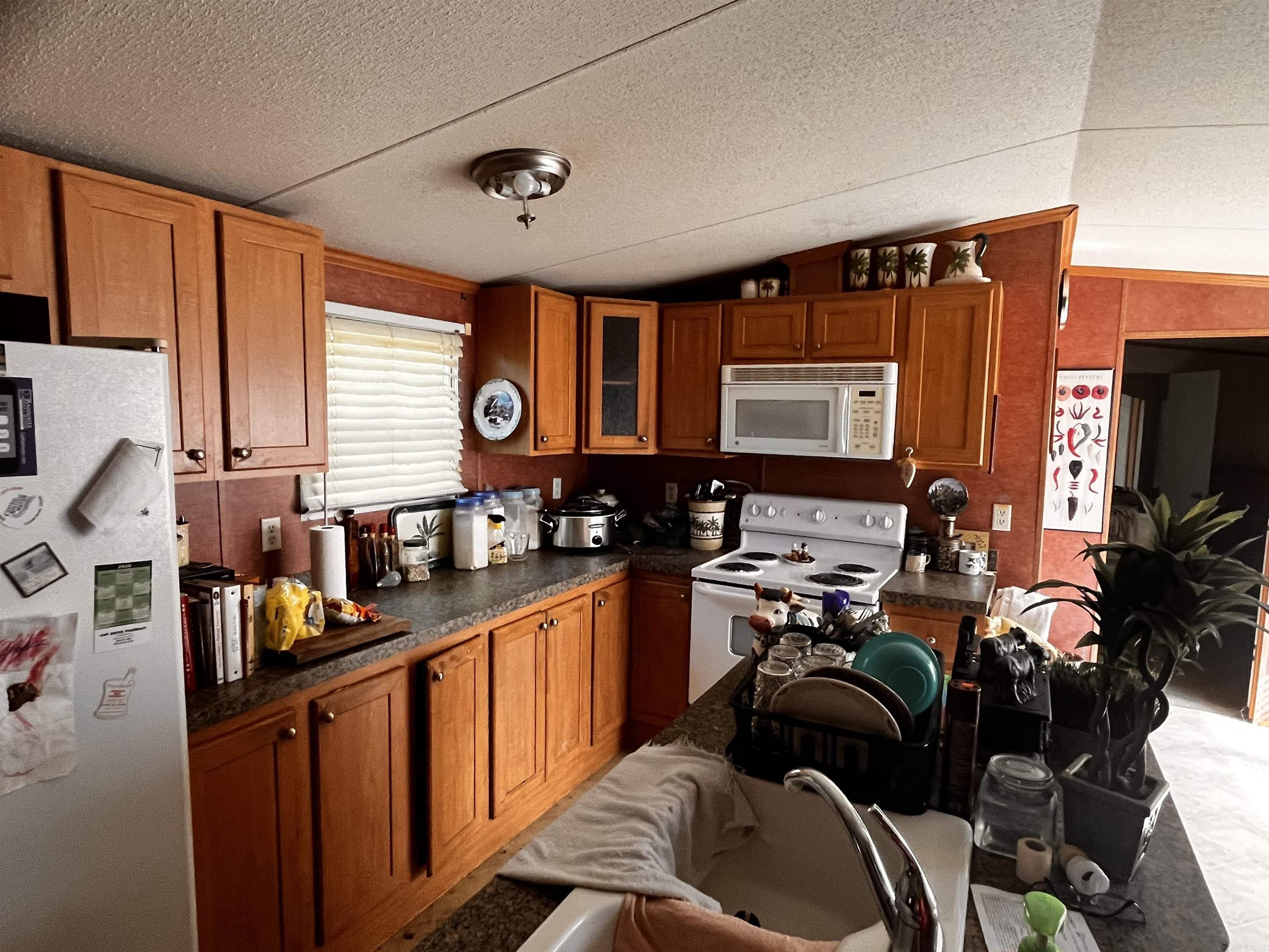 11810 Mac Arthur Dr Property Photo 7