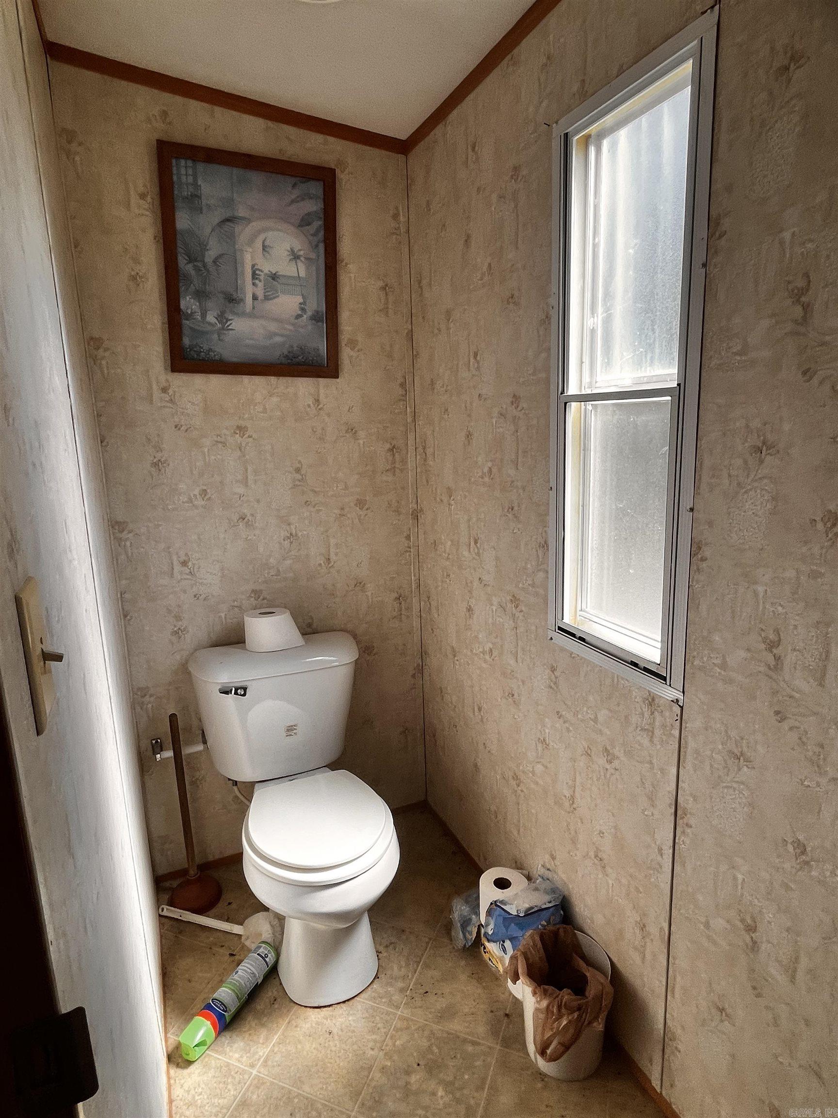 11810 Mac Arthur Dr Property Photo 11