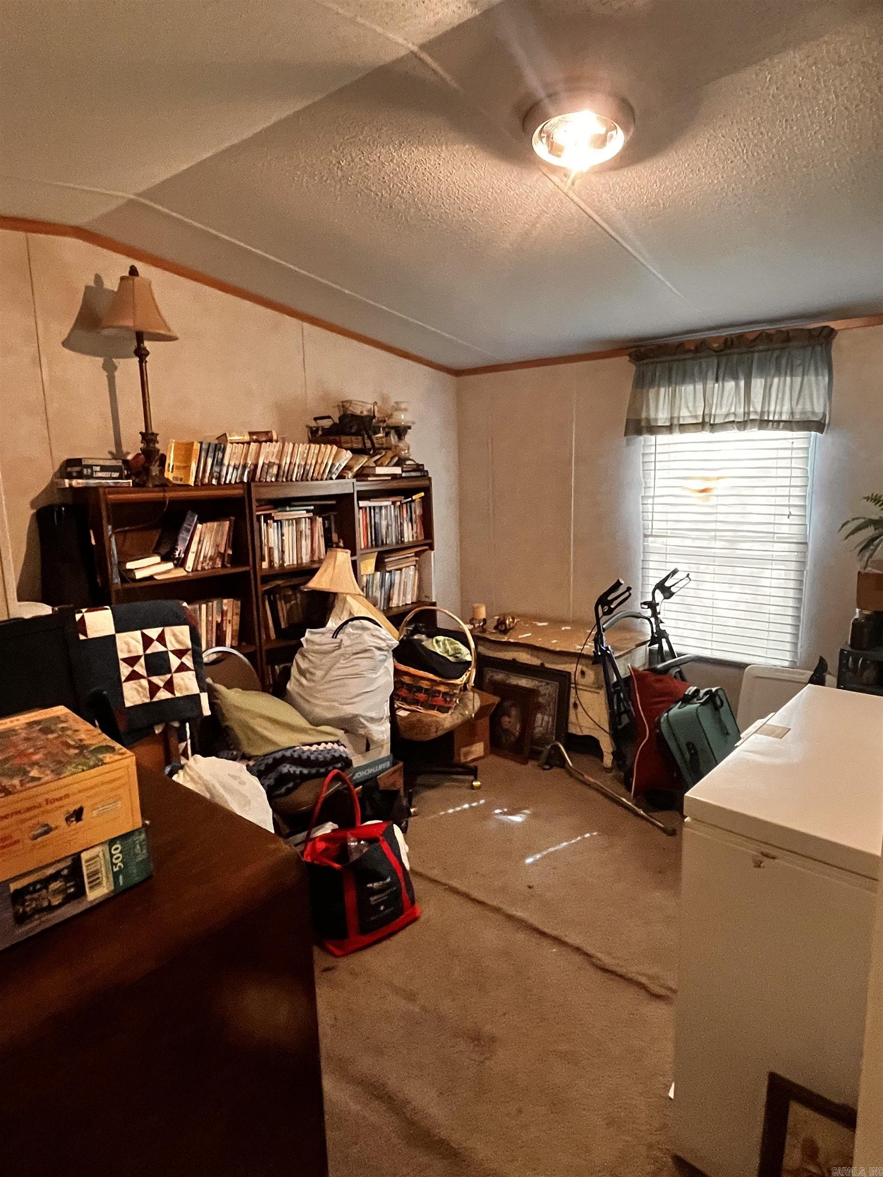 11810 Mac Arthur Dr Property Photo 18