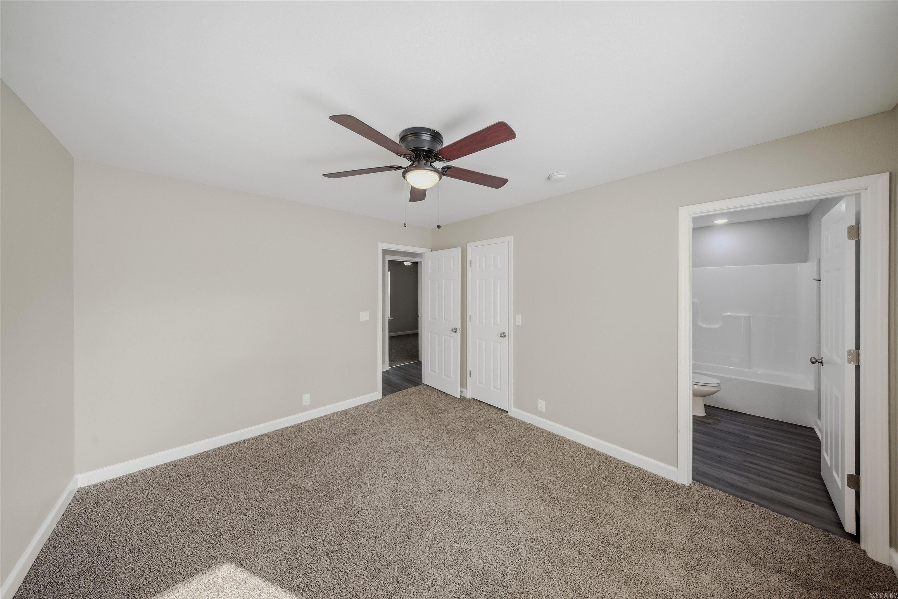 2708 Marshall Street Property Photo 11