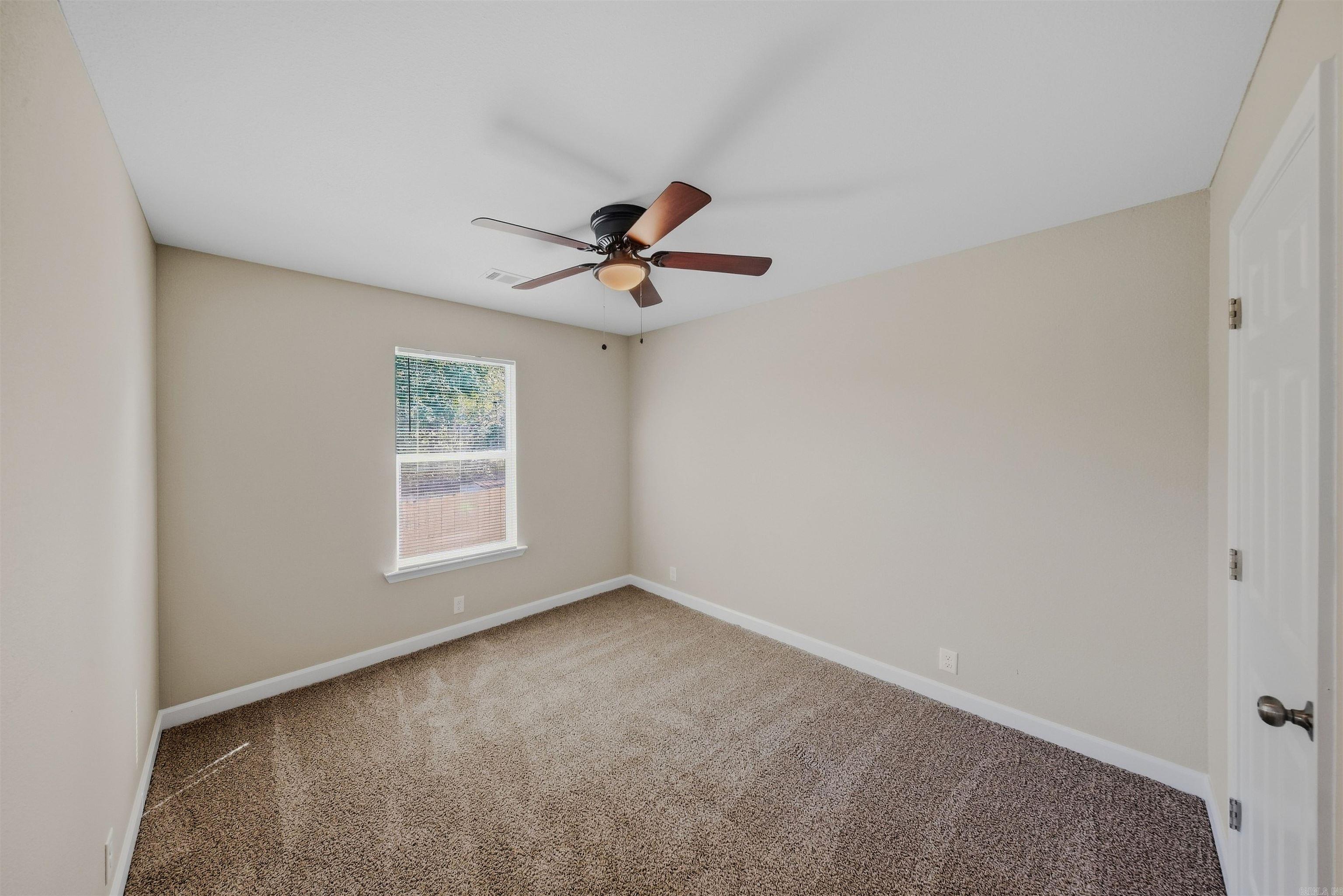2708 Marshall Street Property Photo 20