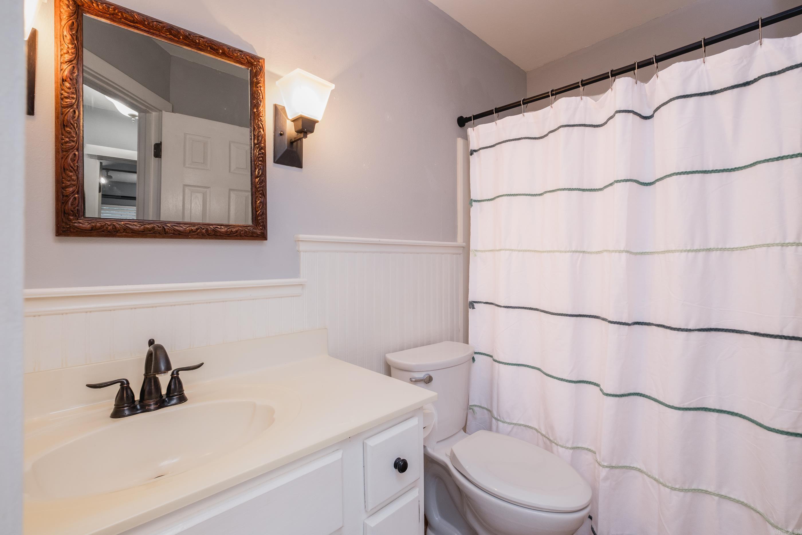 1814 Calgary Trail Property Photo 22
