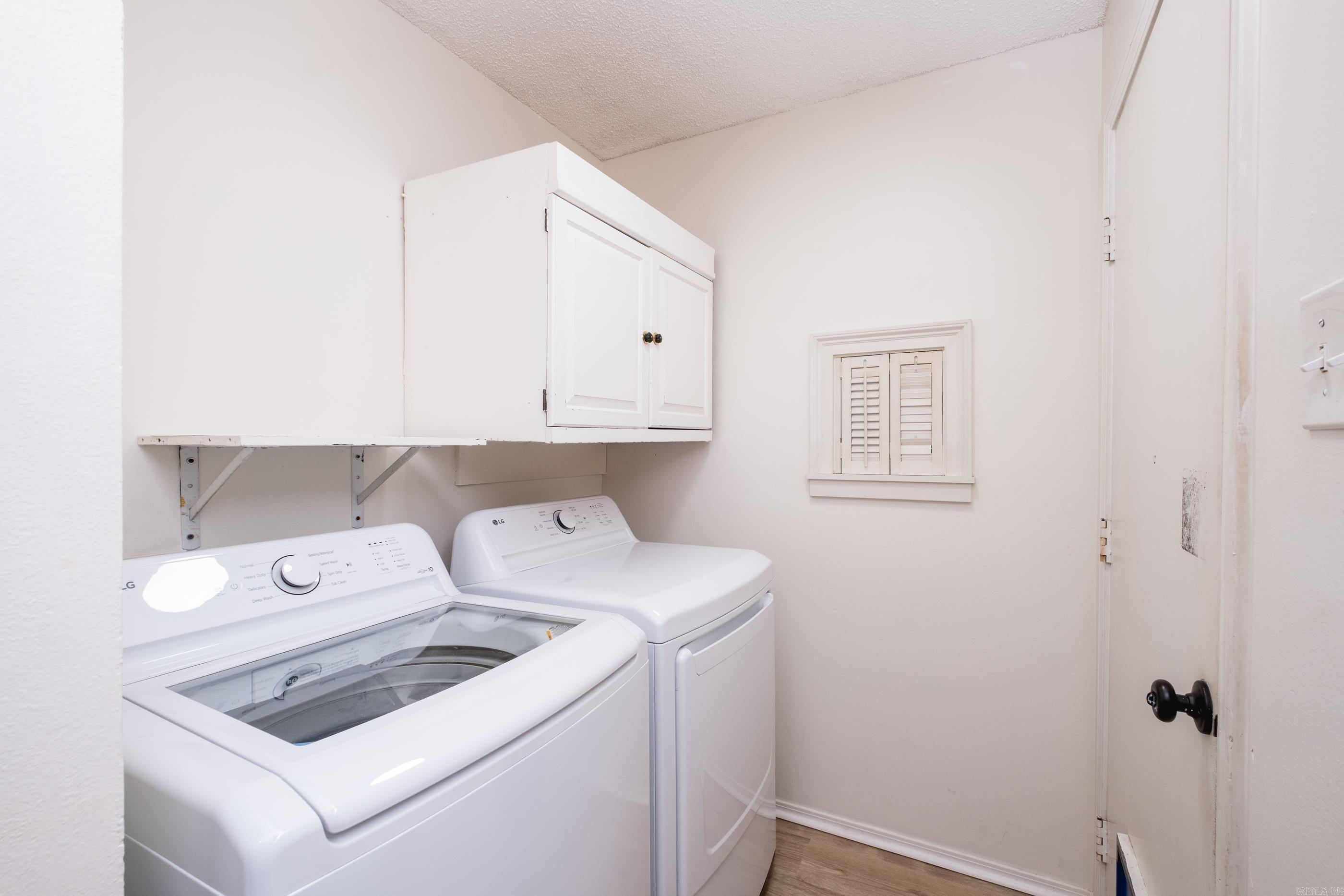 1814 Calgary Trail Property Photo 25