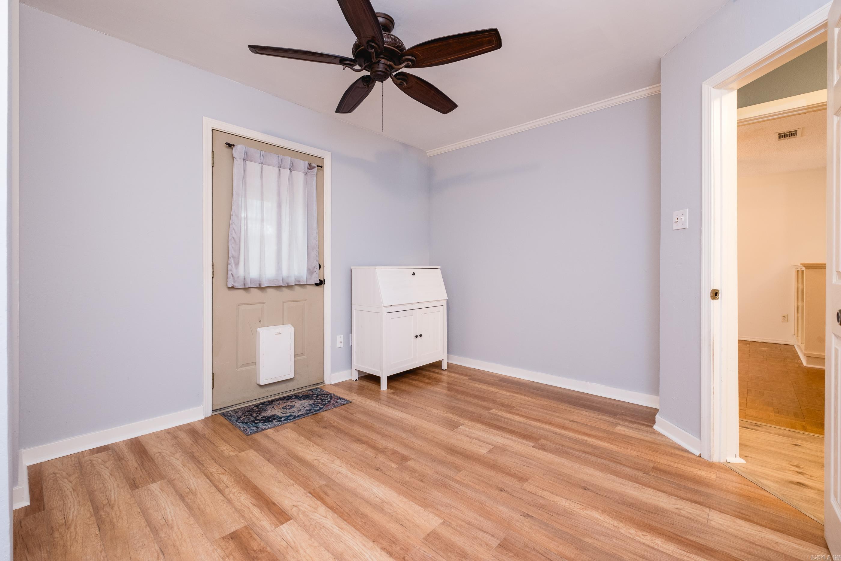 1814 Calgary Trail Property Photo 36