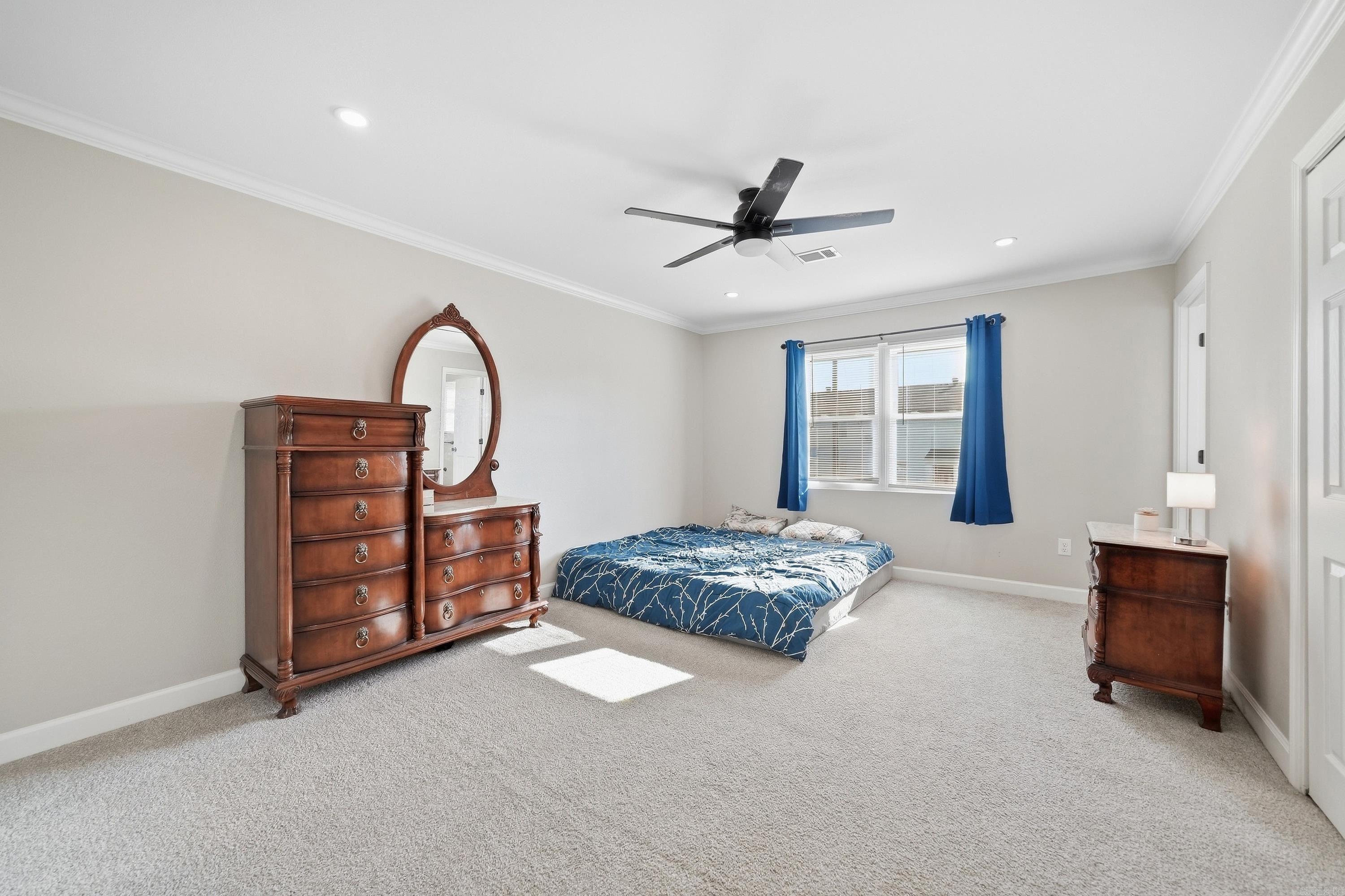 13 Coachlight Drive Property Photo 30