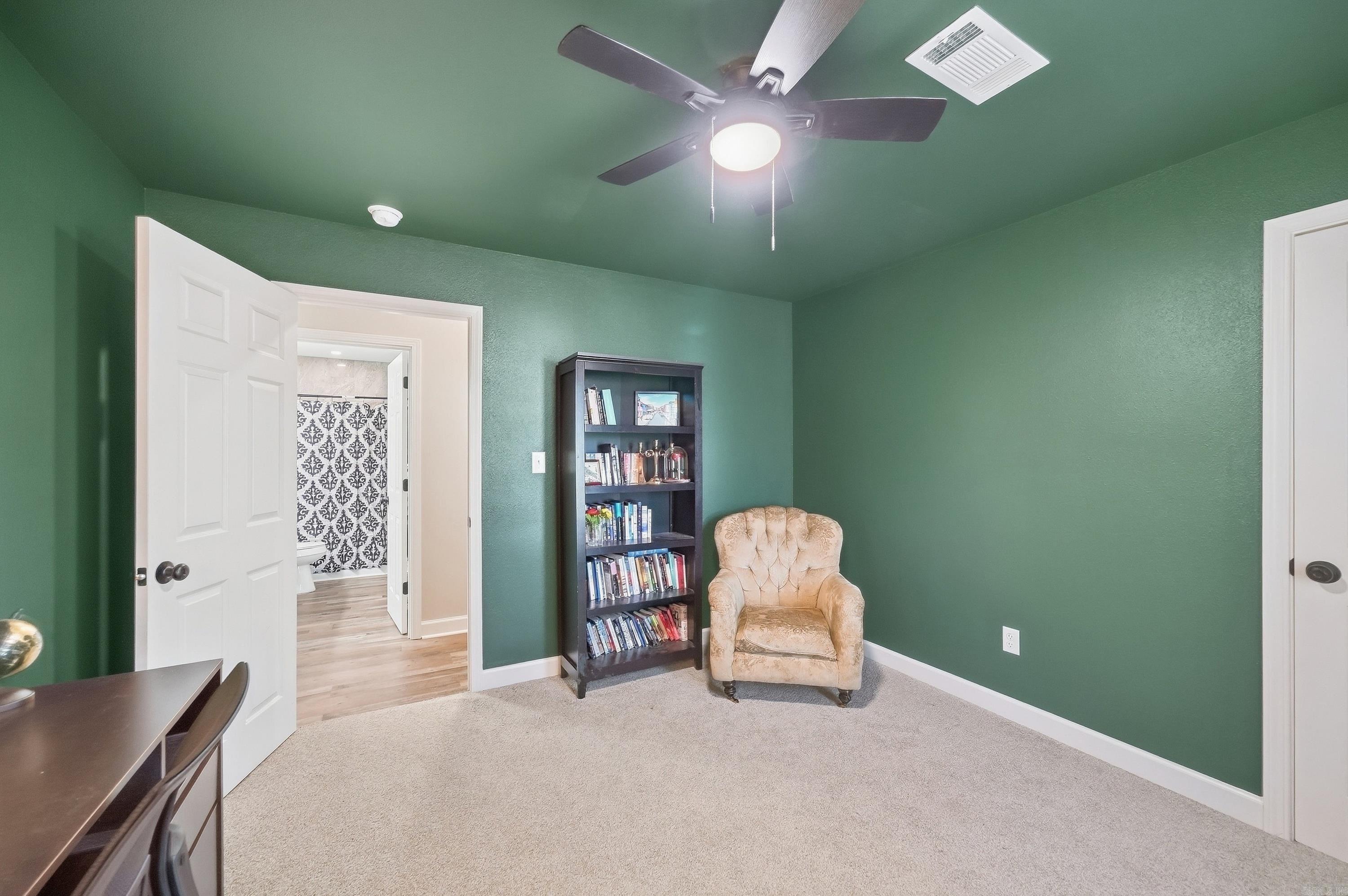 13 Coachlight Drive Property Photo 35