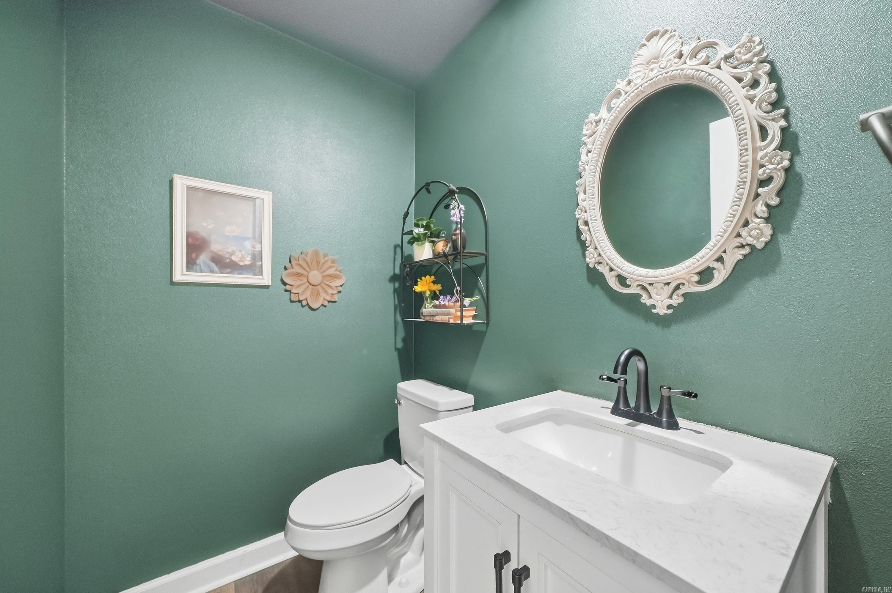 13 Coachlight Drive Property Photo 40