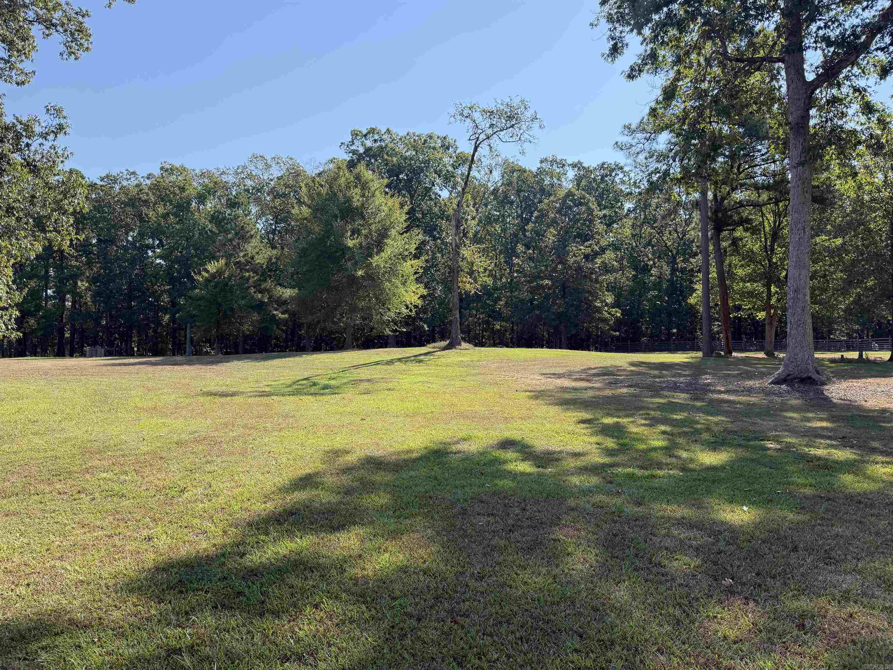 550 Pinewood Property Photo 22