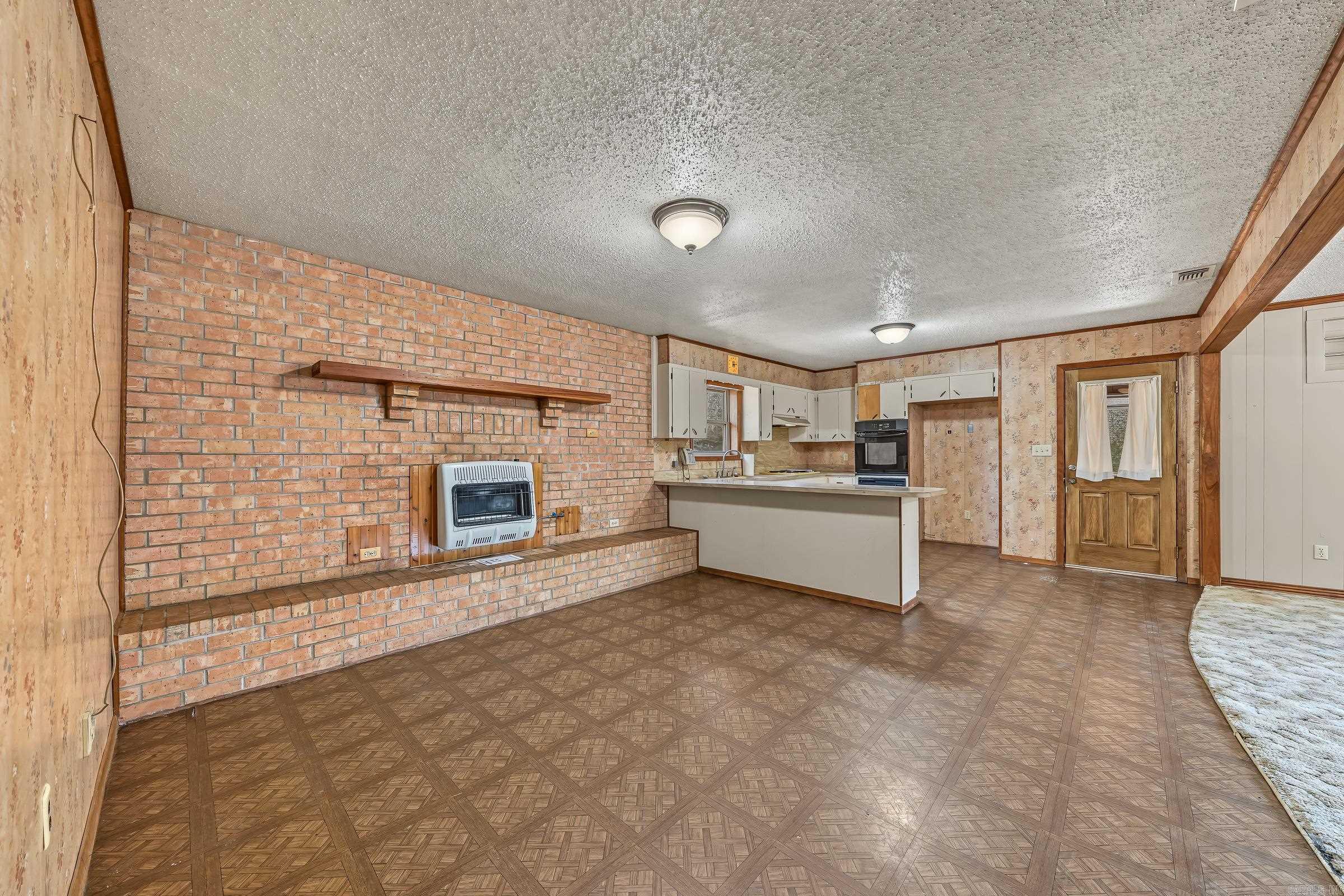 662 Ottawa Road Property Photo 11