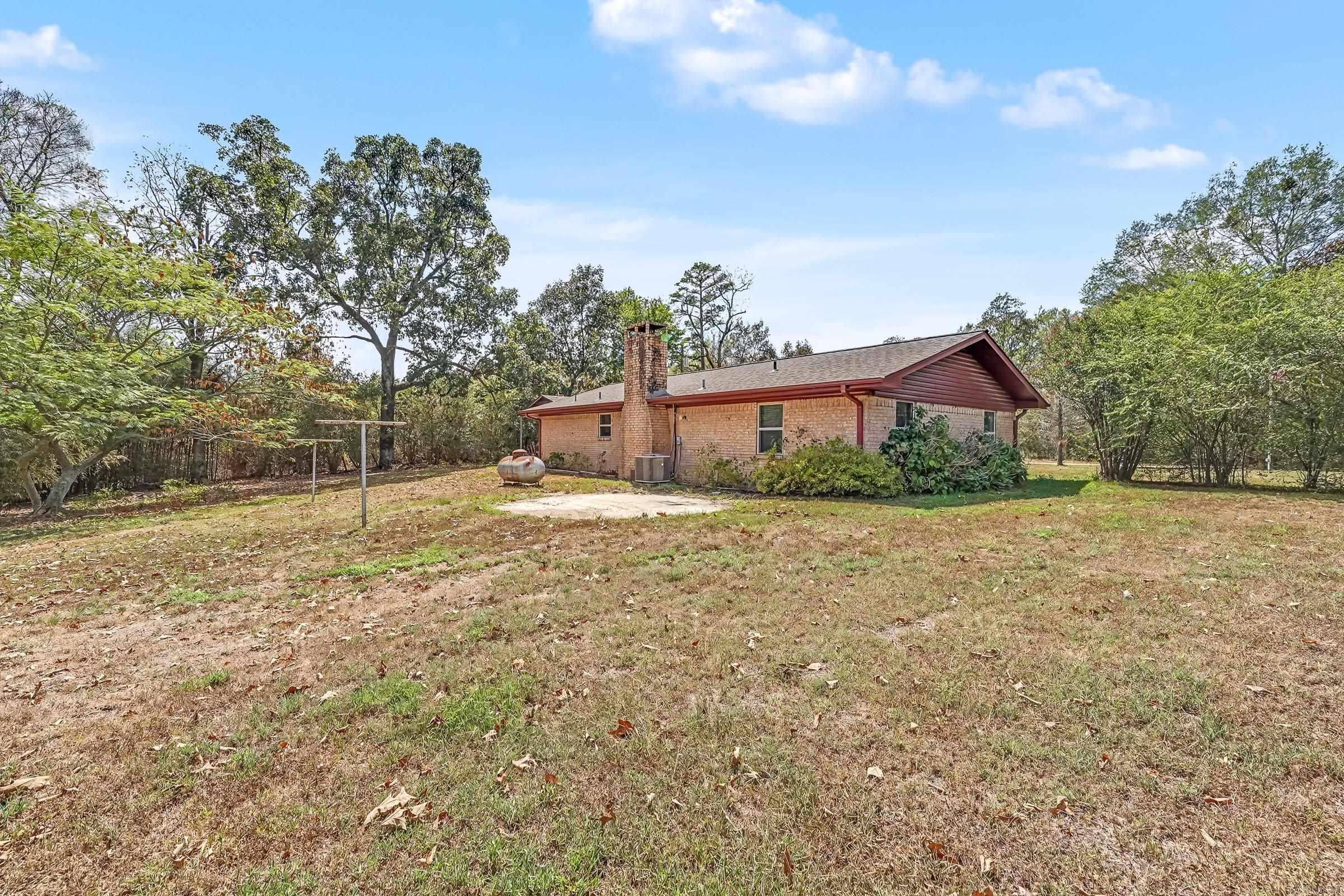 662 Ottawa Road Property Photo 25