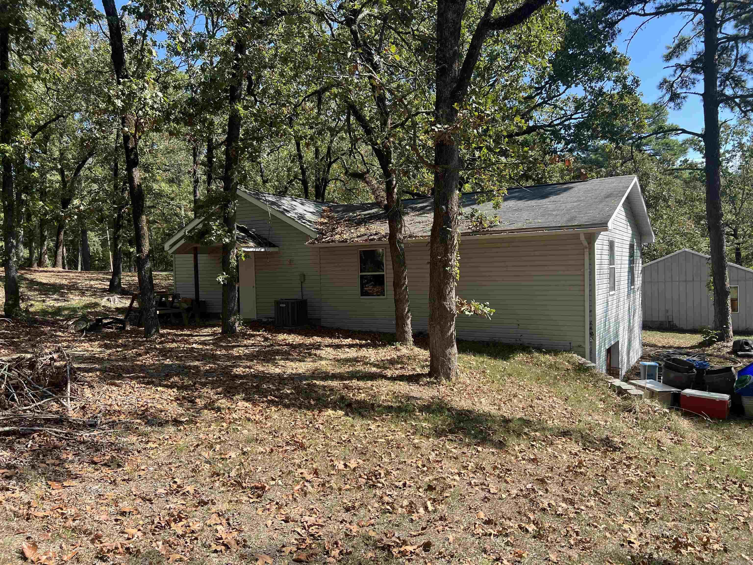 240 Casey St Property Photo 3