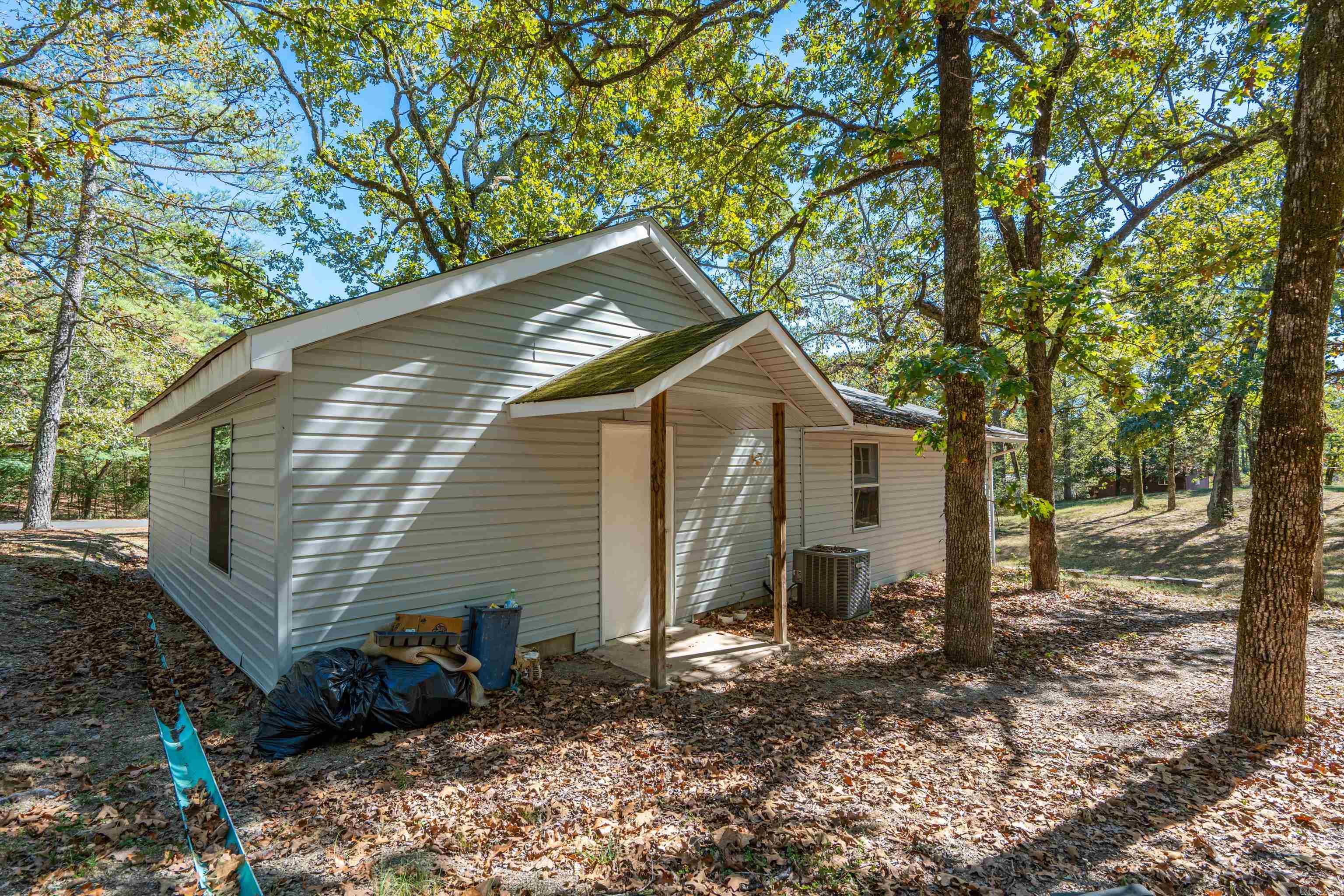 240 Casey St Property Photo 38