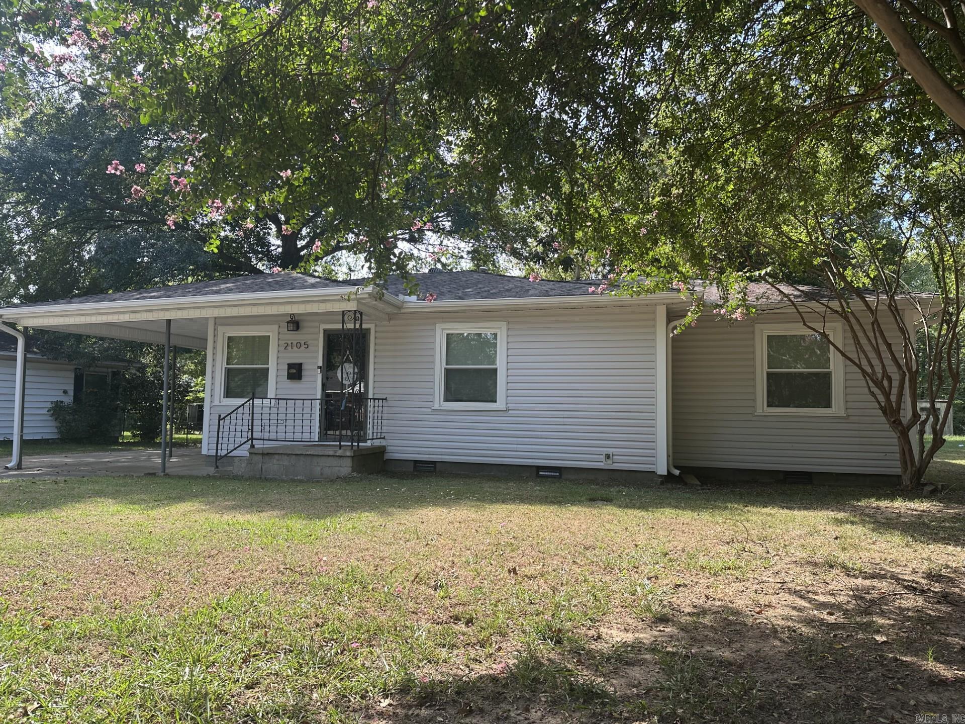 2105 Hairston Street Property Photo 1