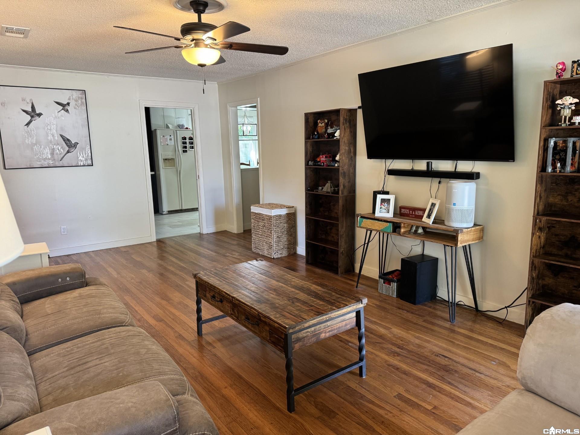 2105 Hairston Street Property Photo 5