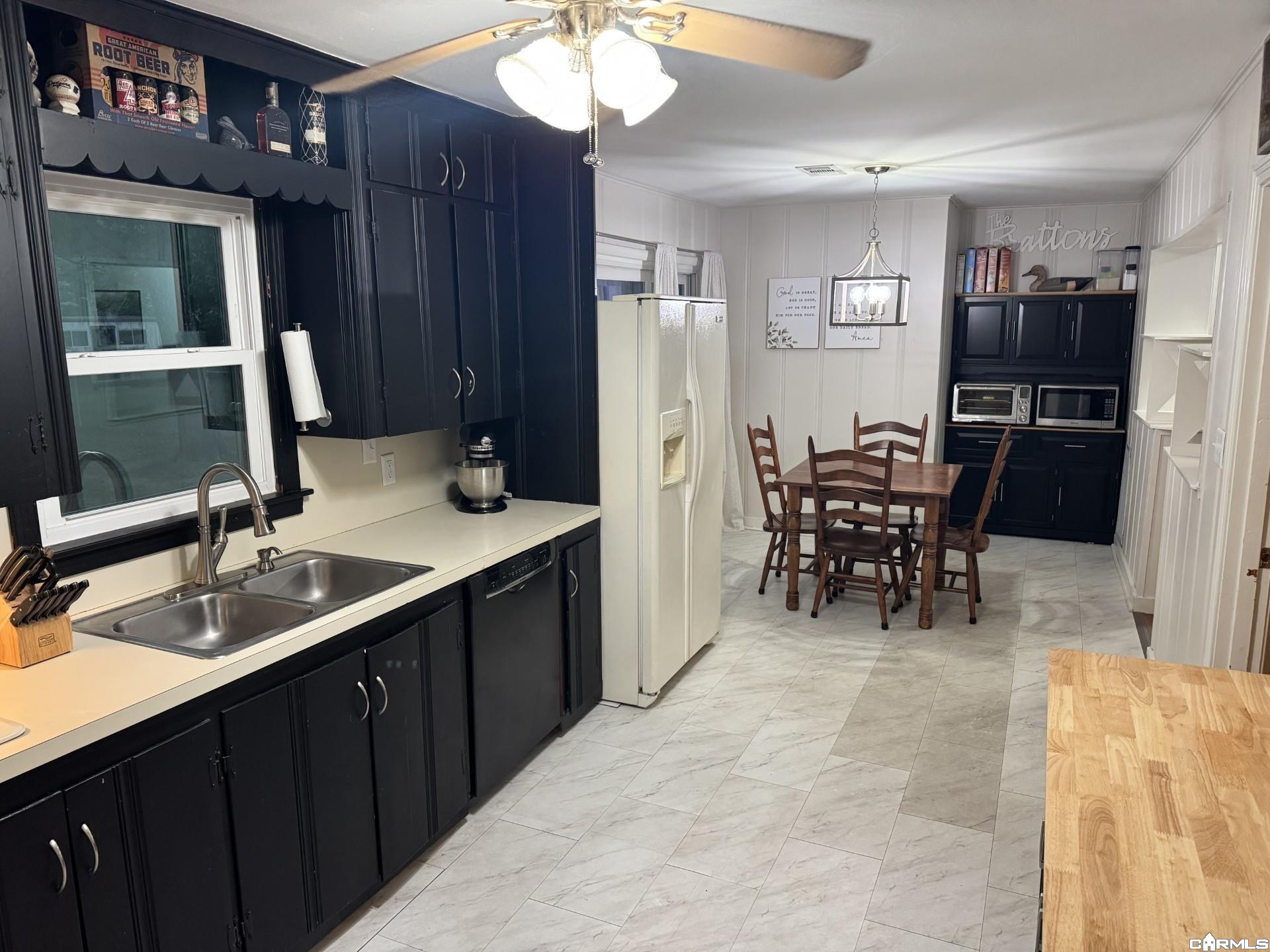 2105 Hairston Street Property Photo 12