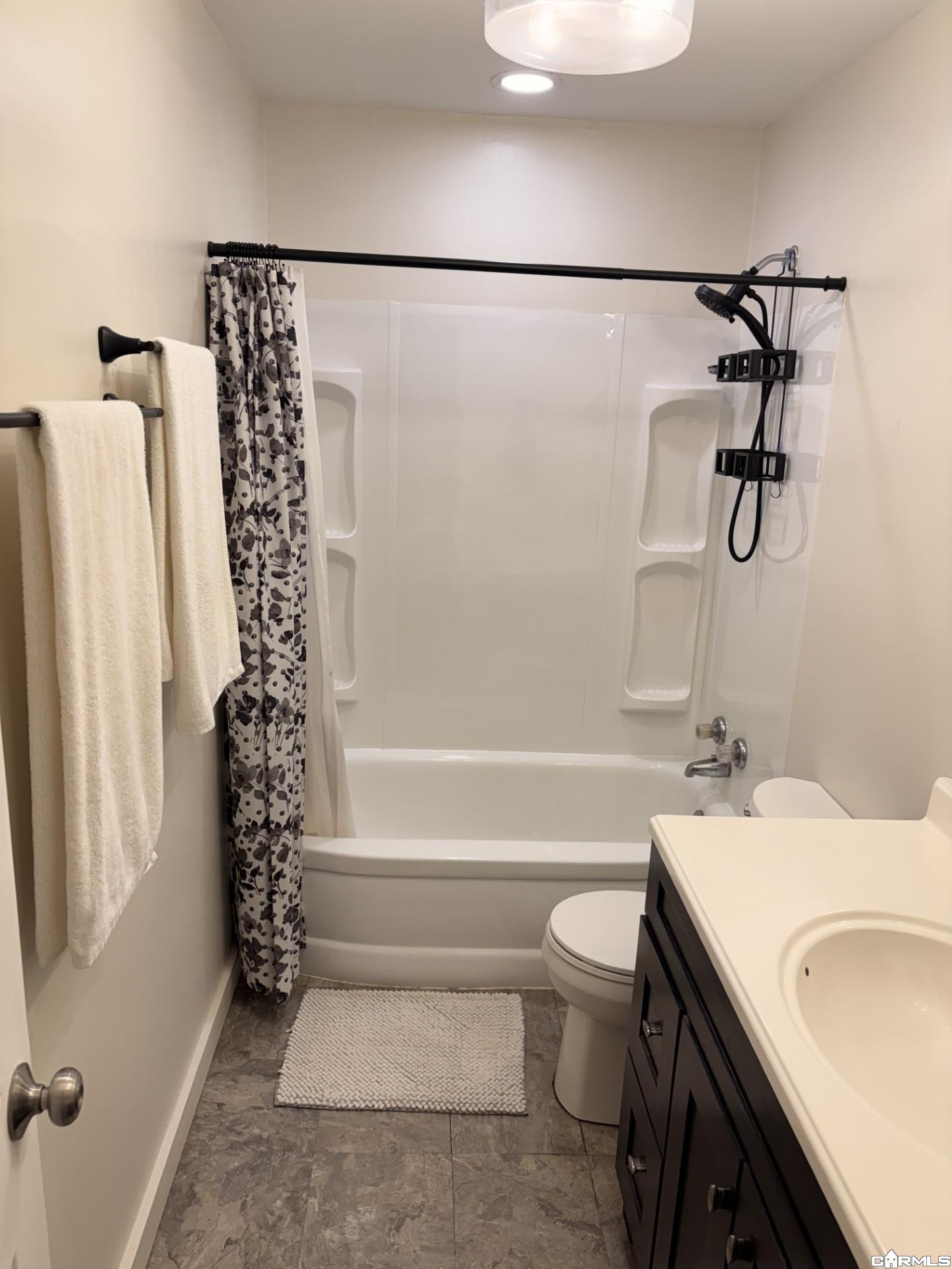 2105 Hairston Street Property Photo 24
