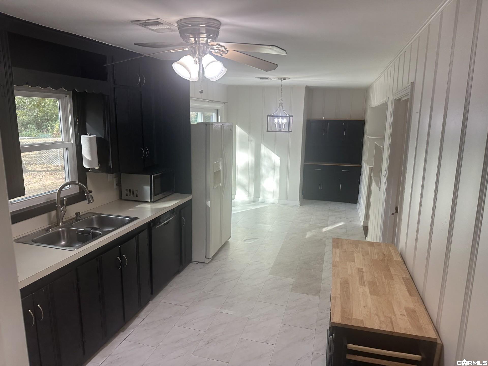 2105 Hairston Street Property Photo 46