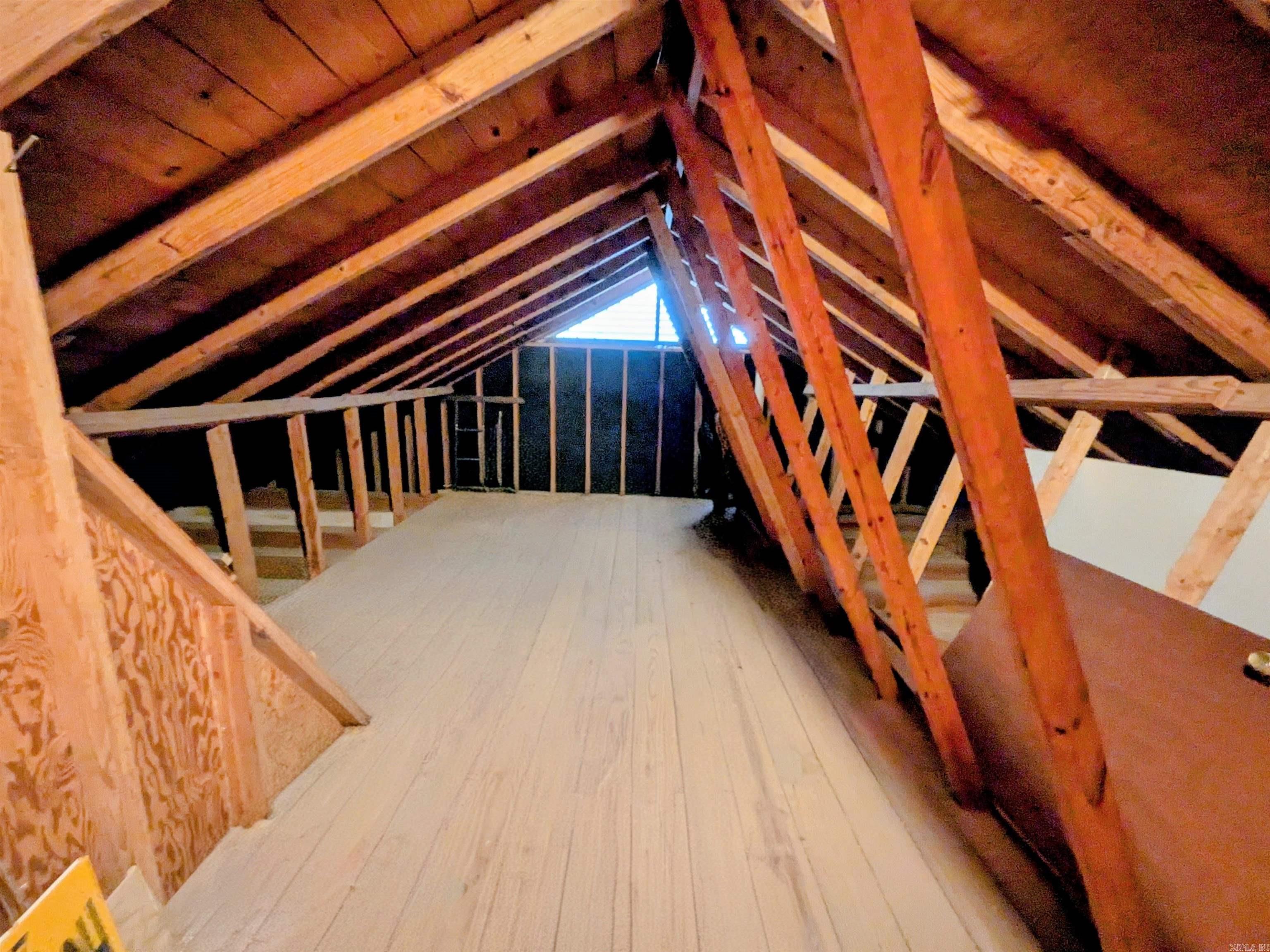 963 Ridgeview Property Photo 7