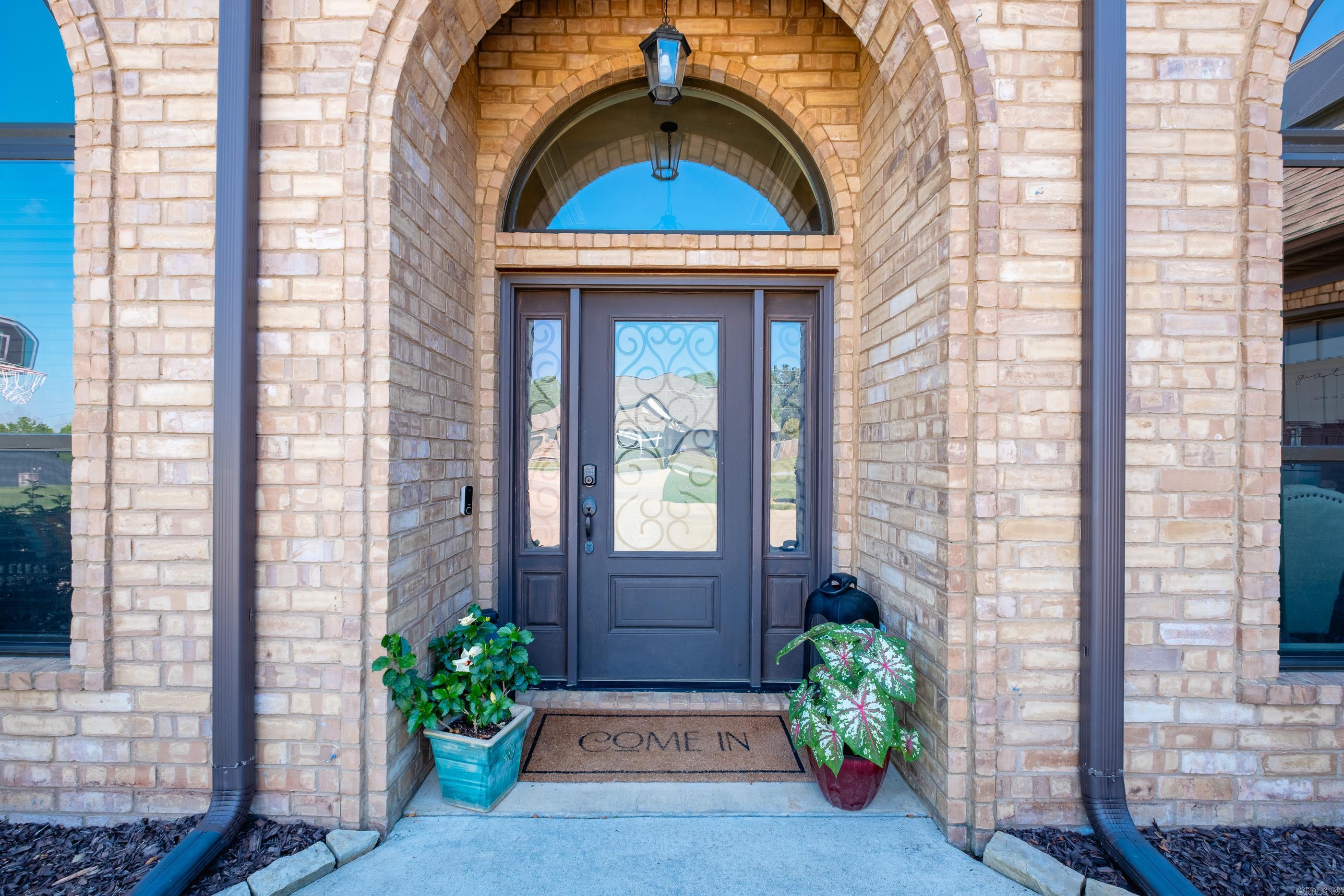 9105 Stone Canyon Drive Property Photo 5