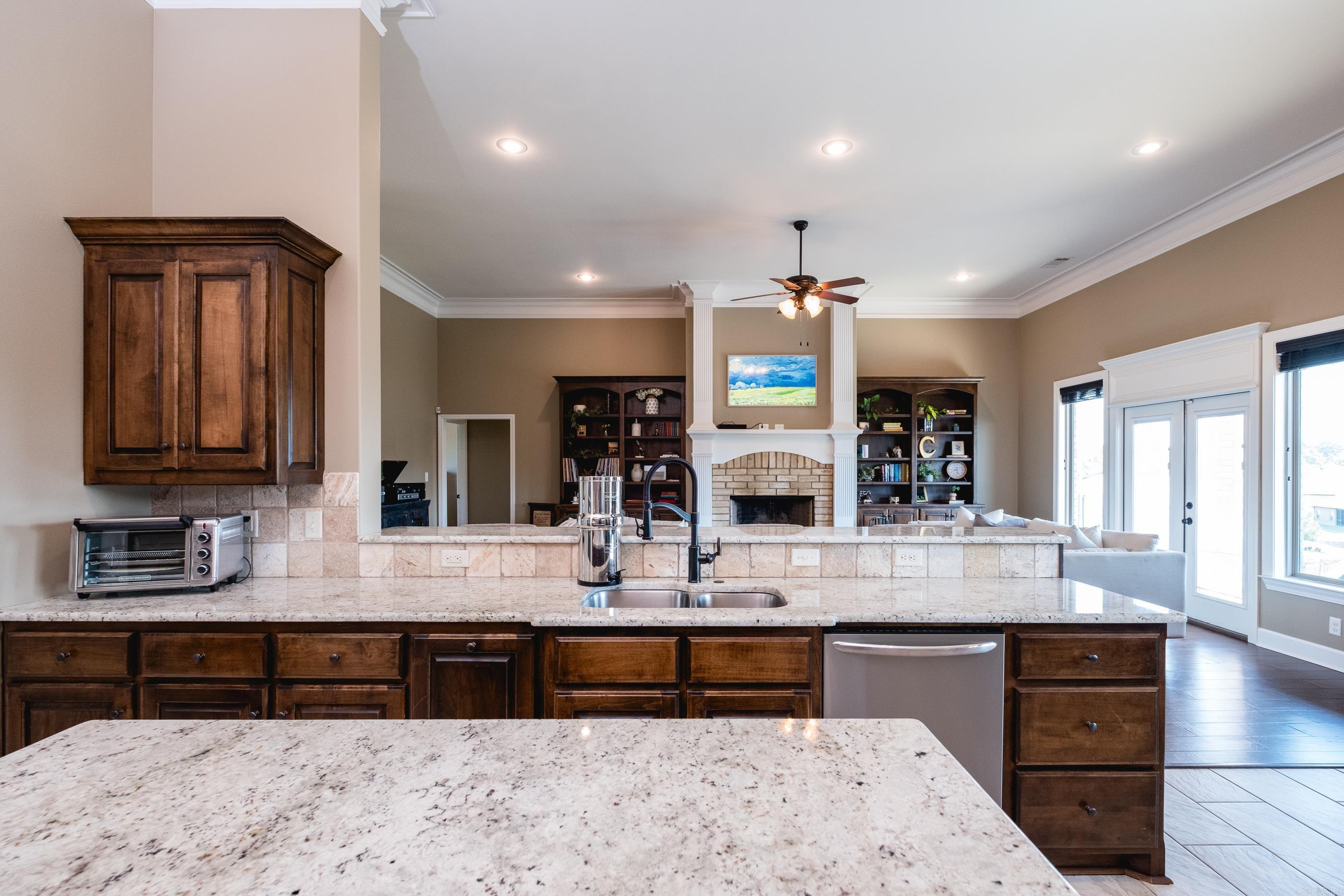 9105 Stone Canyon Drive Property Photo 24