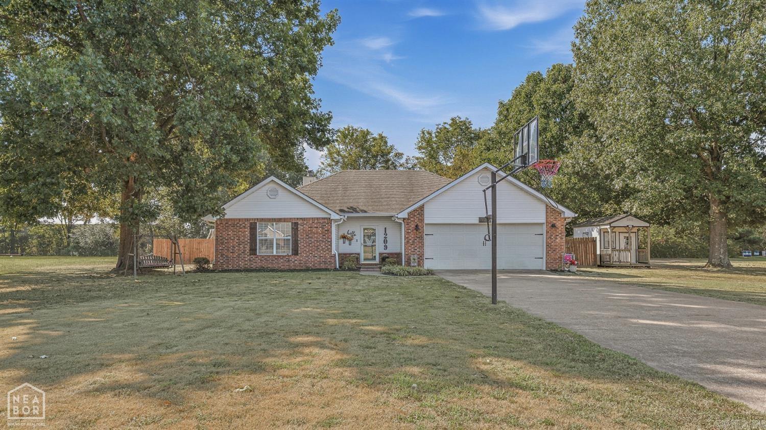 1209 Hidden Valley Drive Property Photo 4
