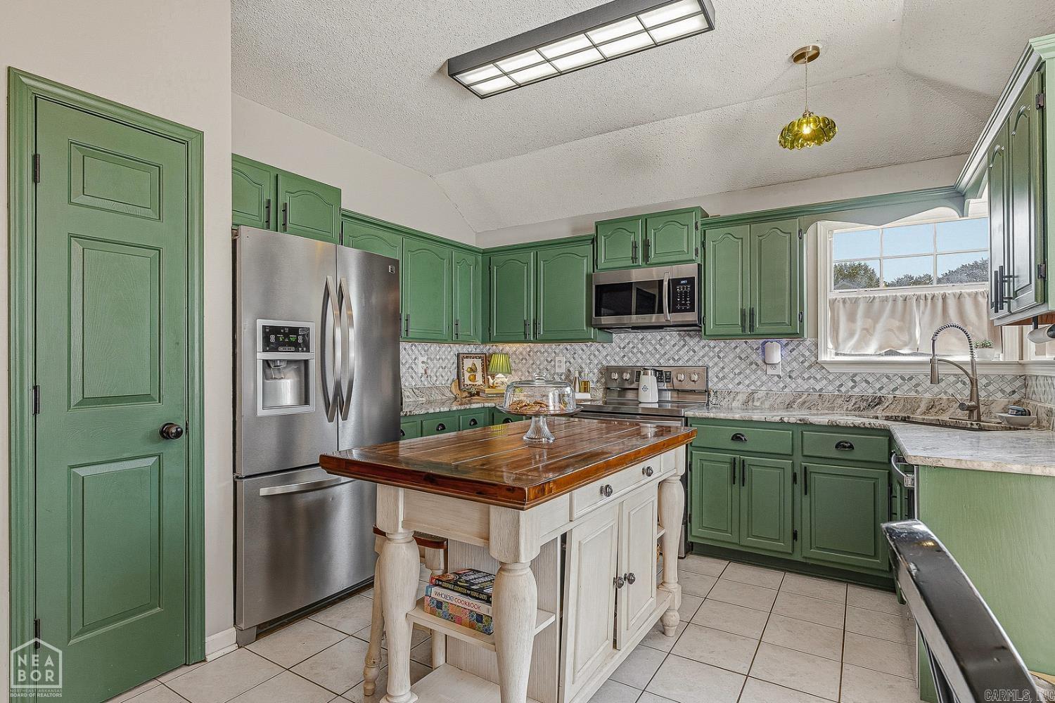 1209 Hidden Valley Drive Property Photo 14