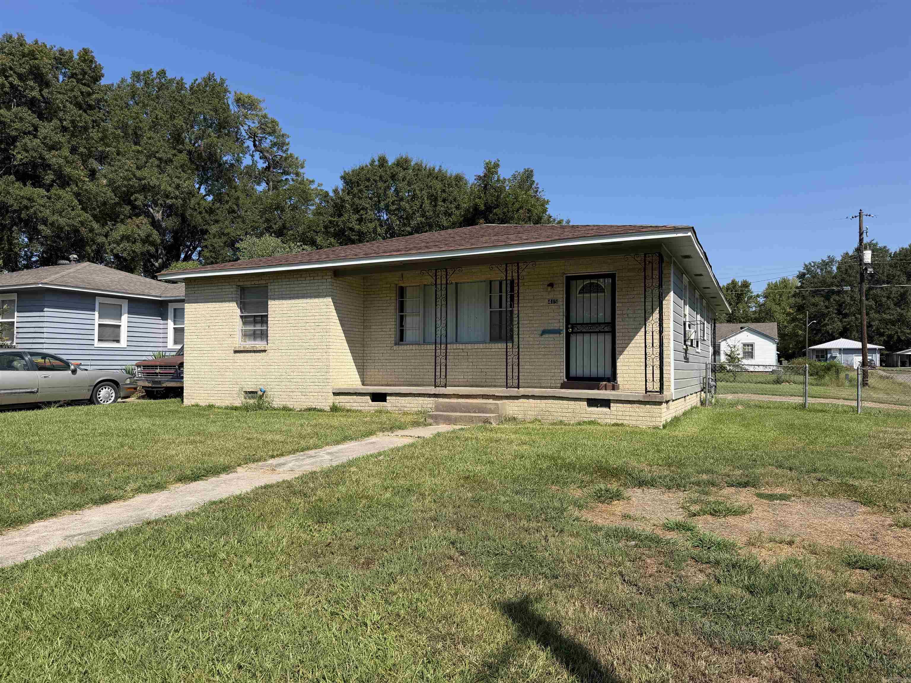 415 Talbot Drive Property Photo 1
