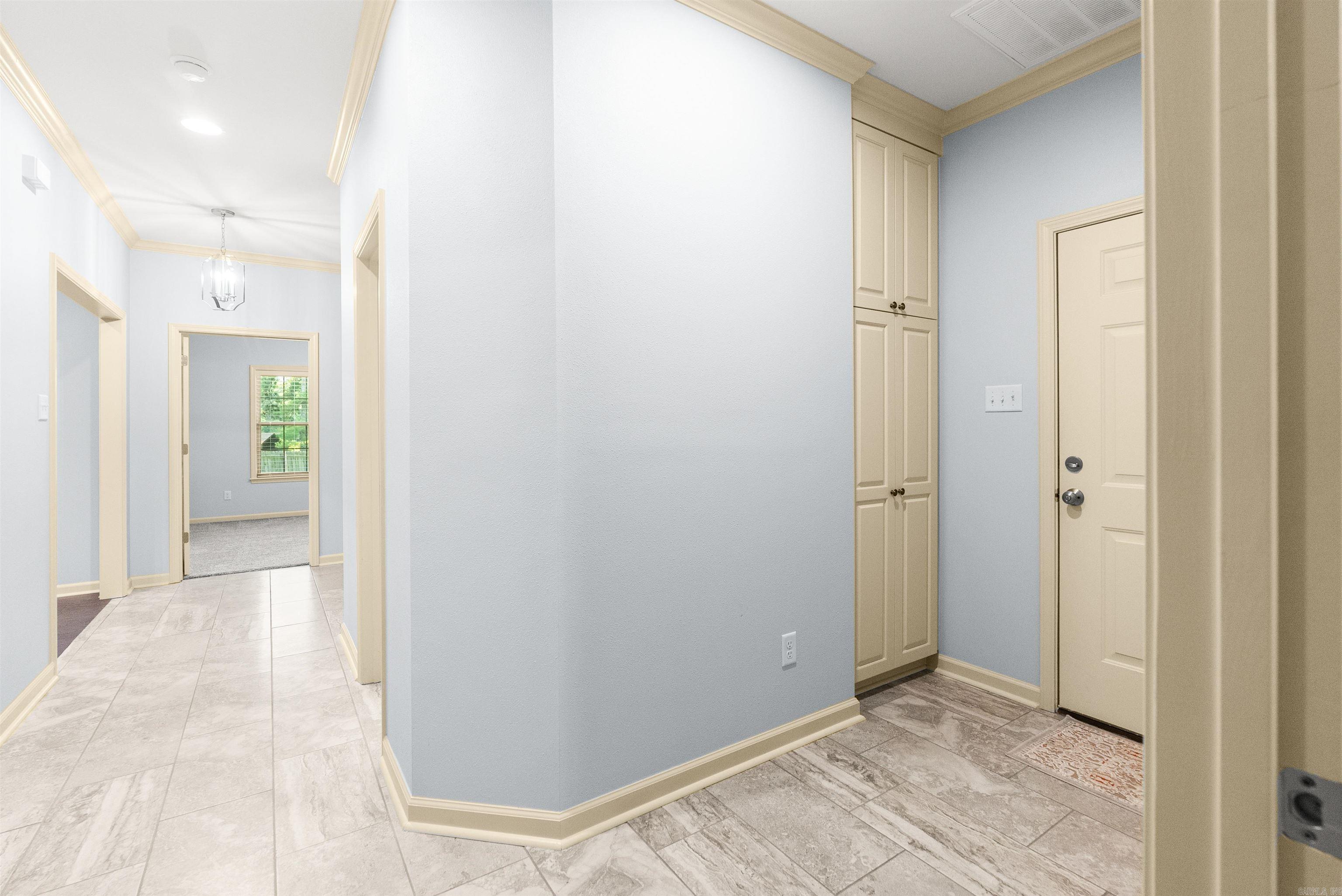 617 Edgemoor Terrace Property Photo 42