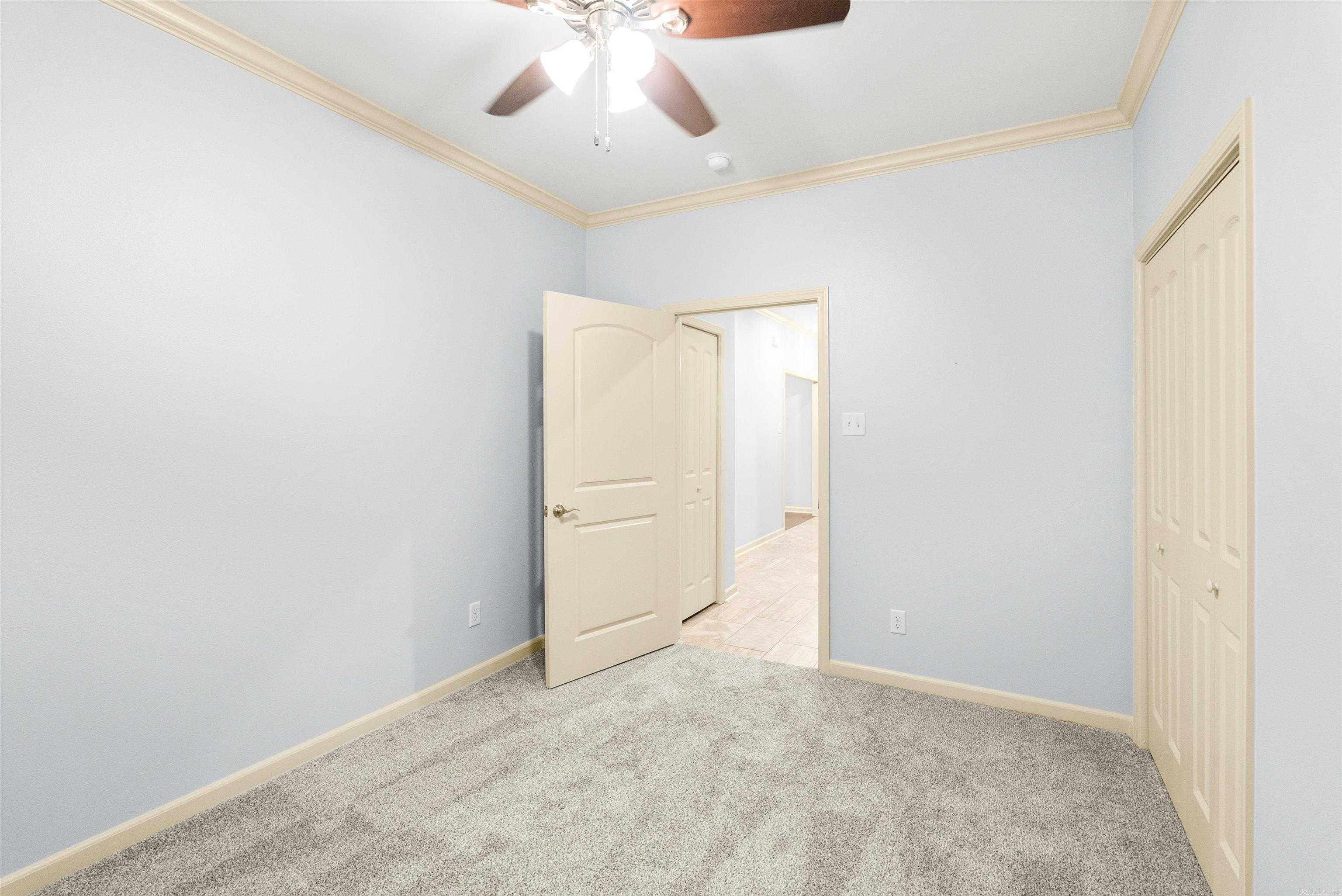 617 Edgemoor Terrace Property Photo 44