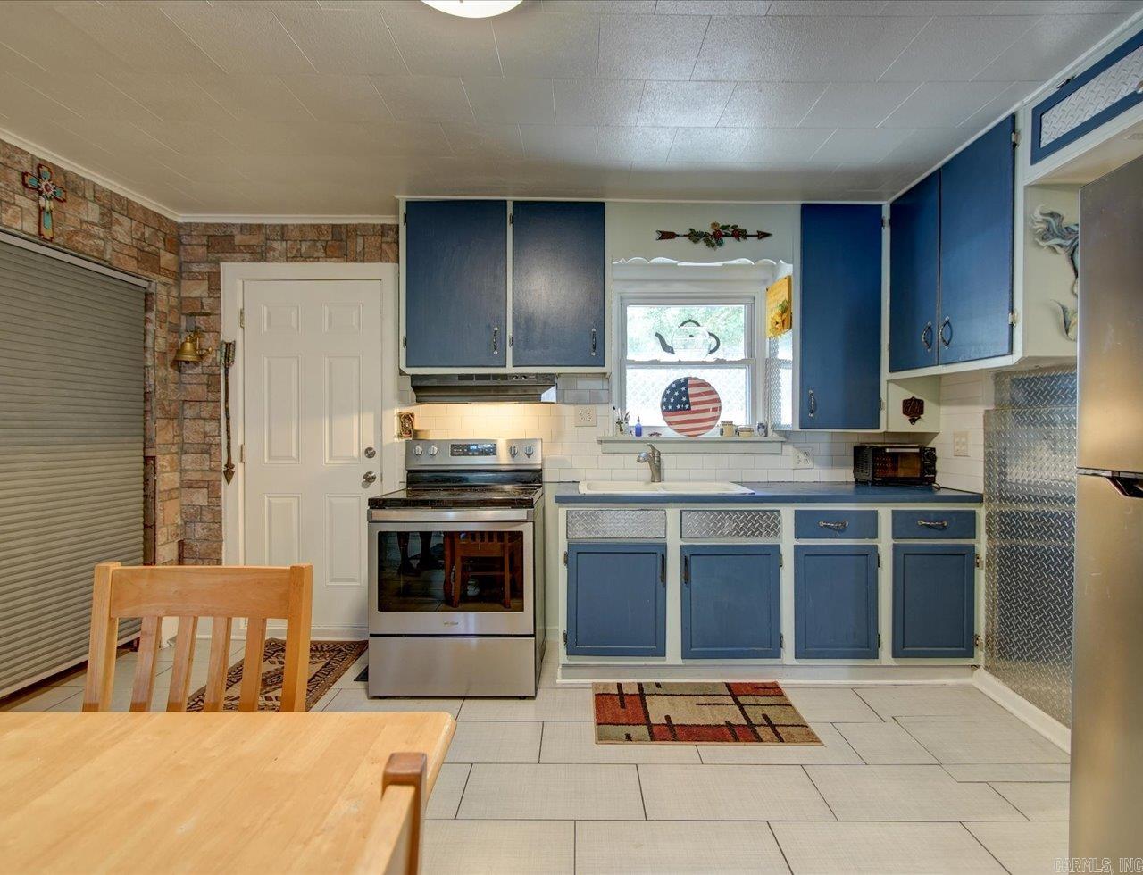 1706 Thornton Ferry Road Property Photo 3