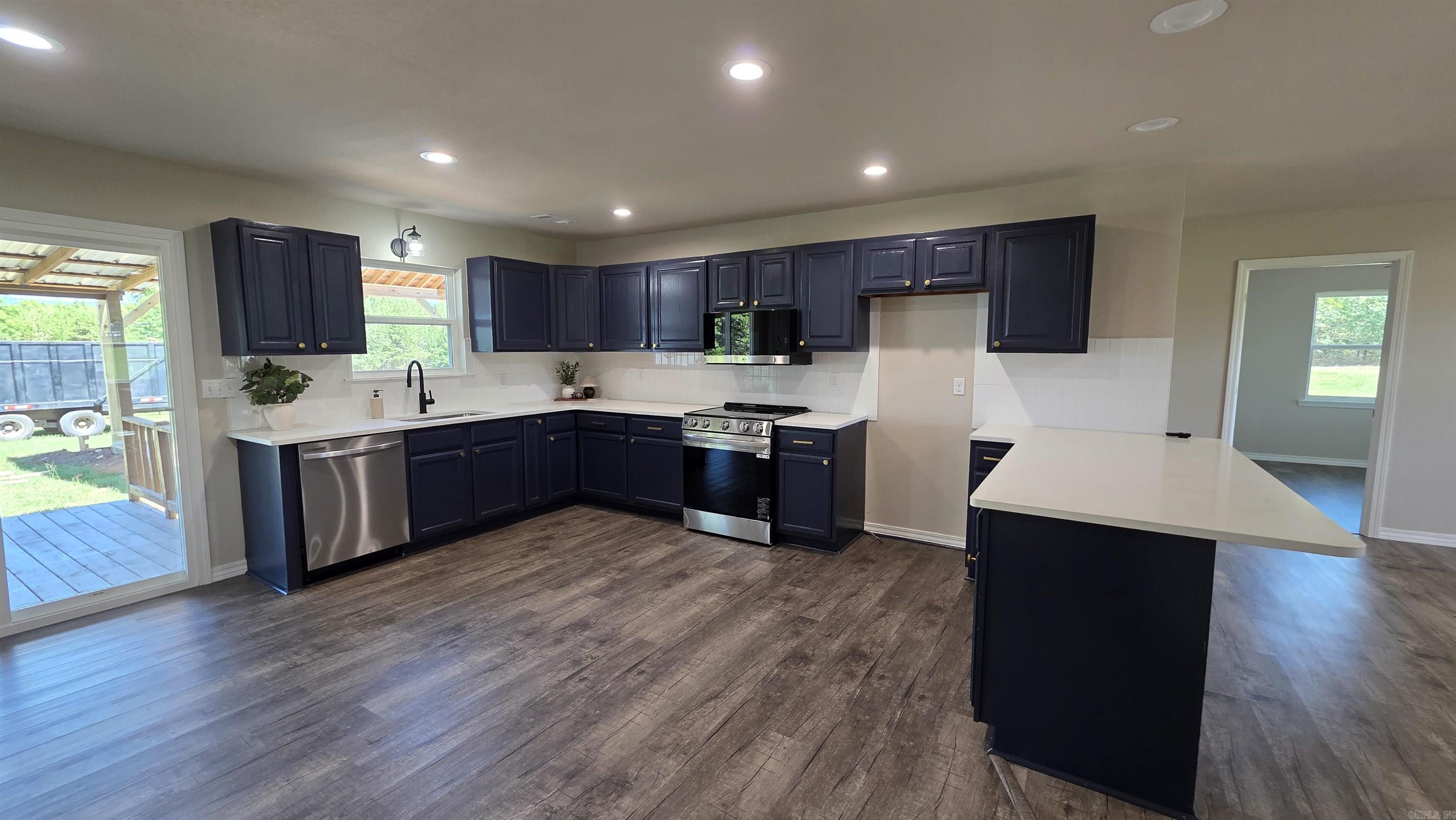 2701 State Highway 818 Property Photo 8