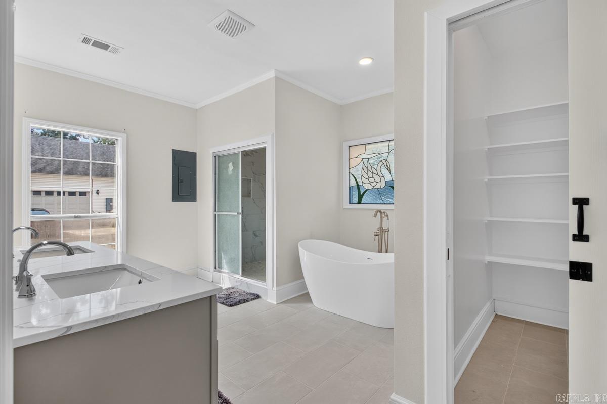 21443 Crab Apple Circle Property Photo 11