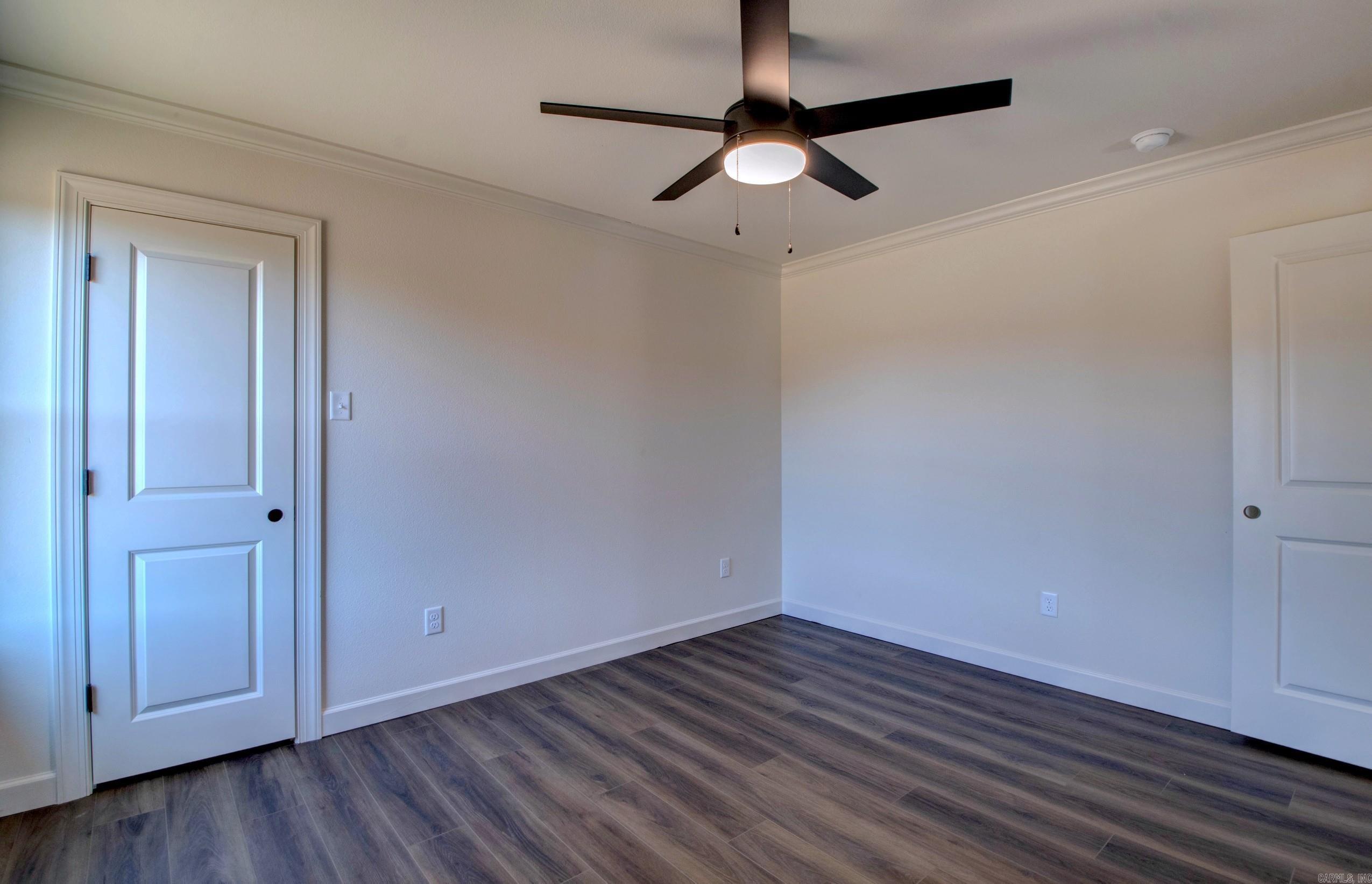 520 Corondelet Lane Property Photo 27