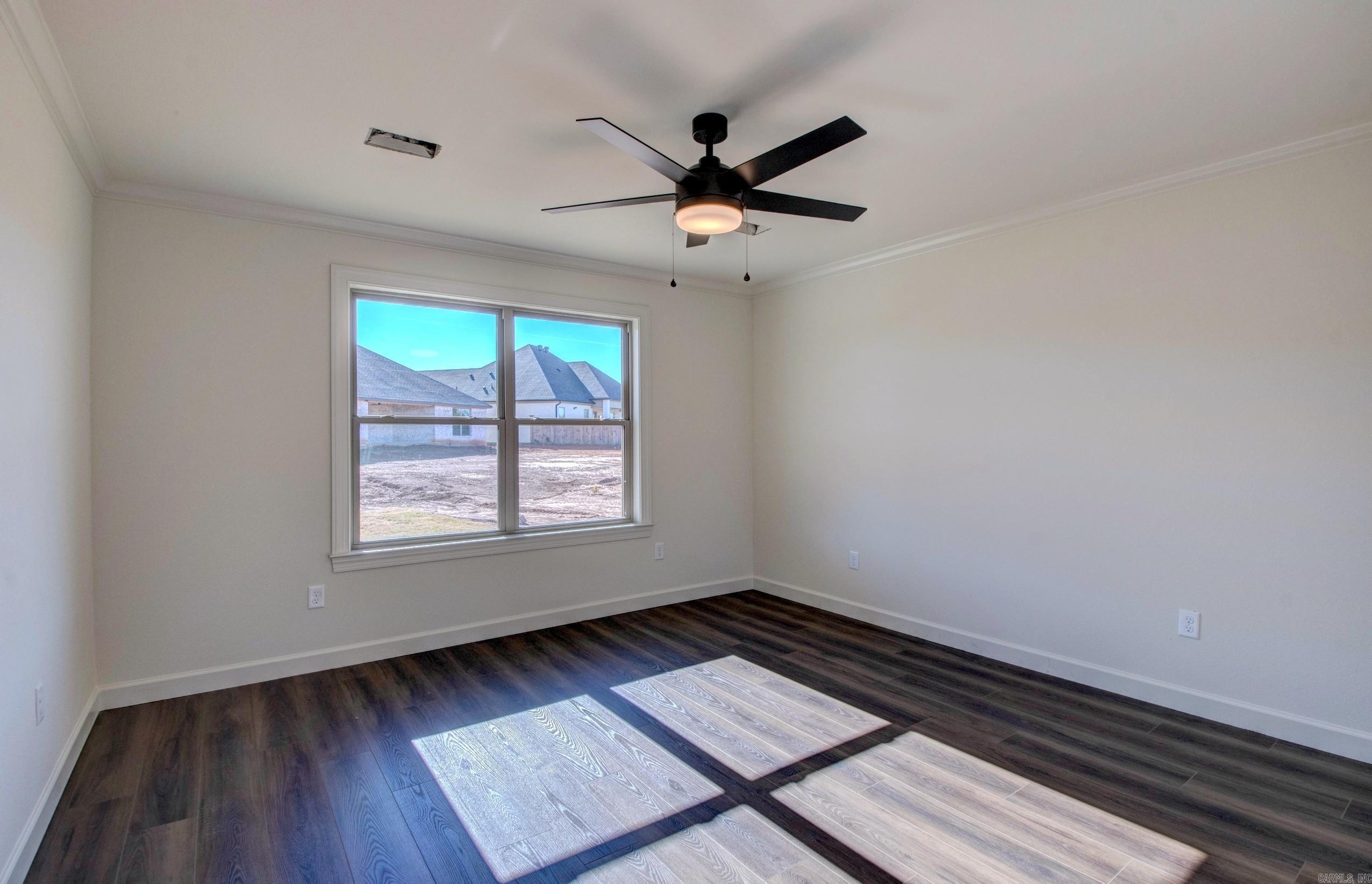 520 Corondelet Lane Property Photo 30