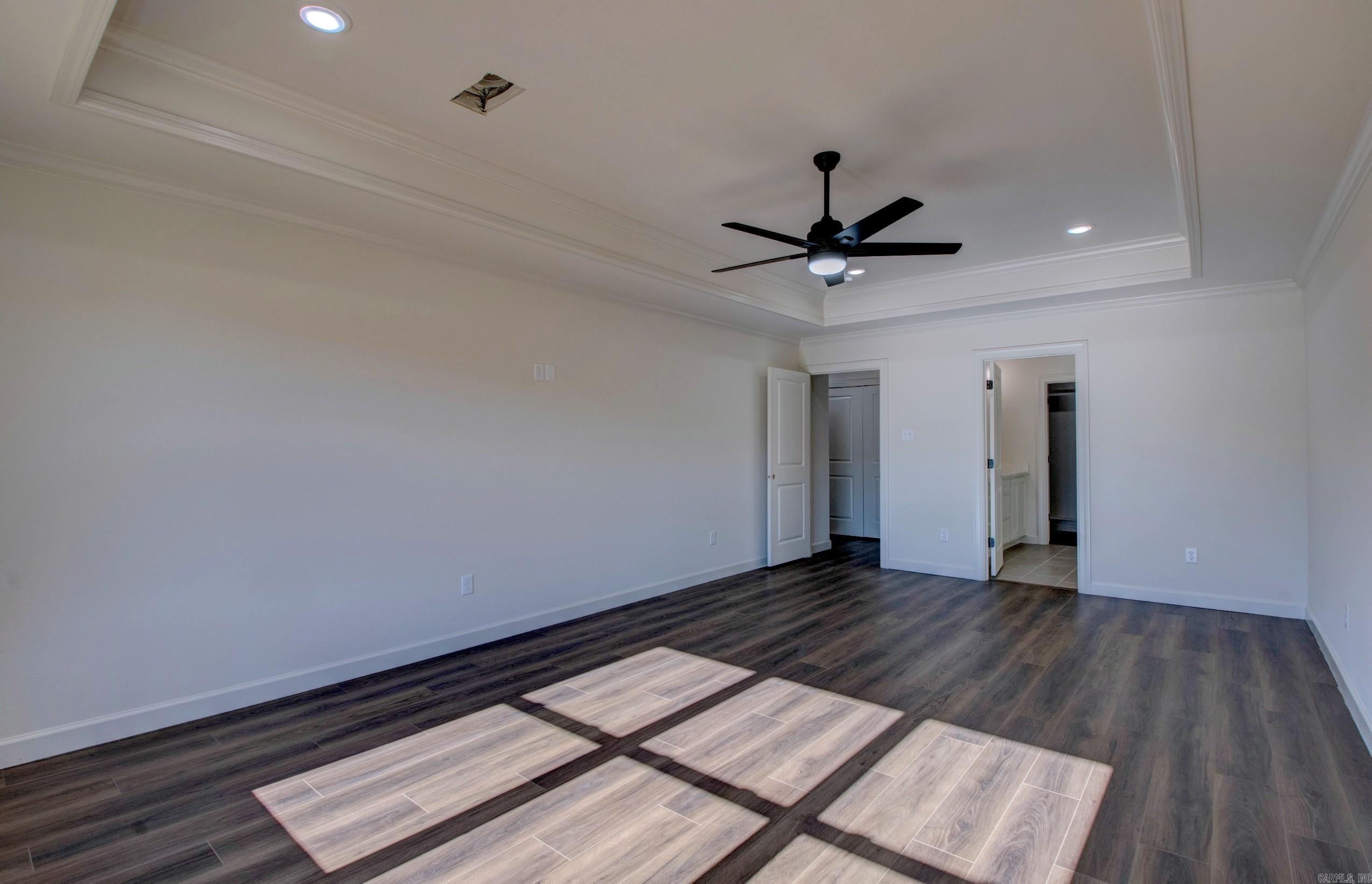 520 Corondelet Lane Property Photo 39