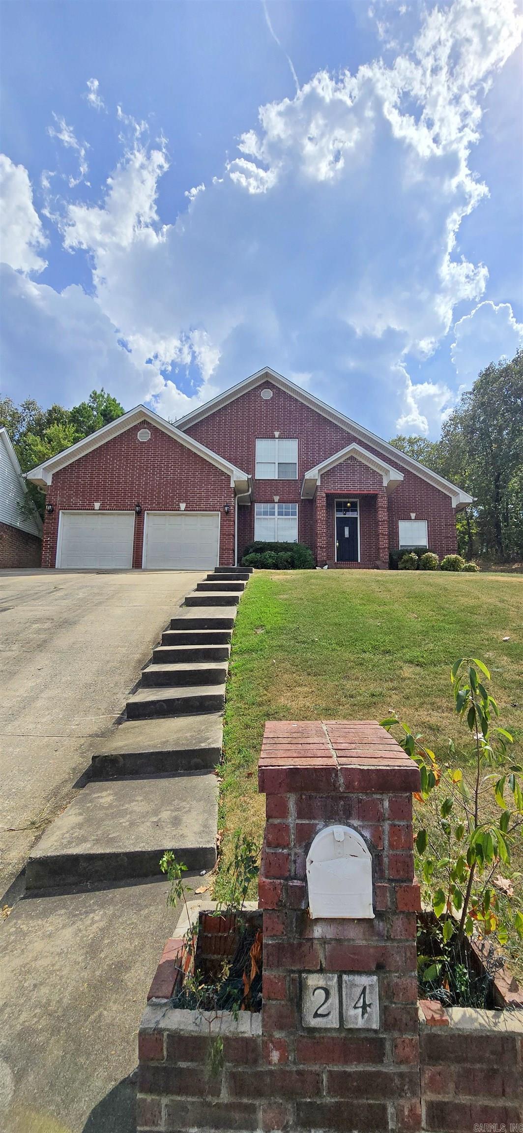 24 Norfork Drive Property Photo 1