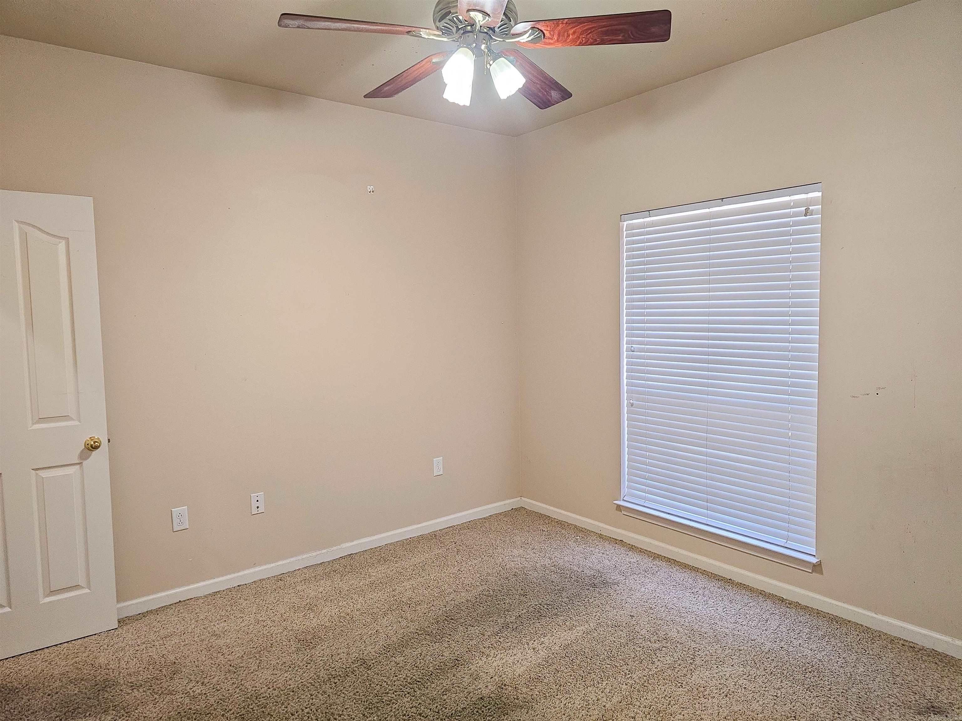 24 Norfork Drive Property Photo 17