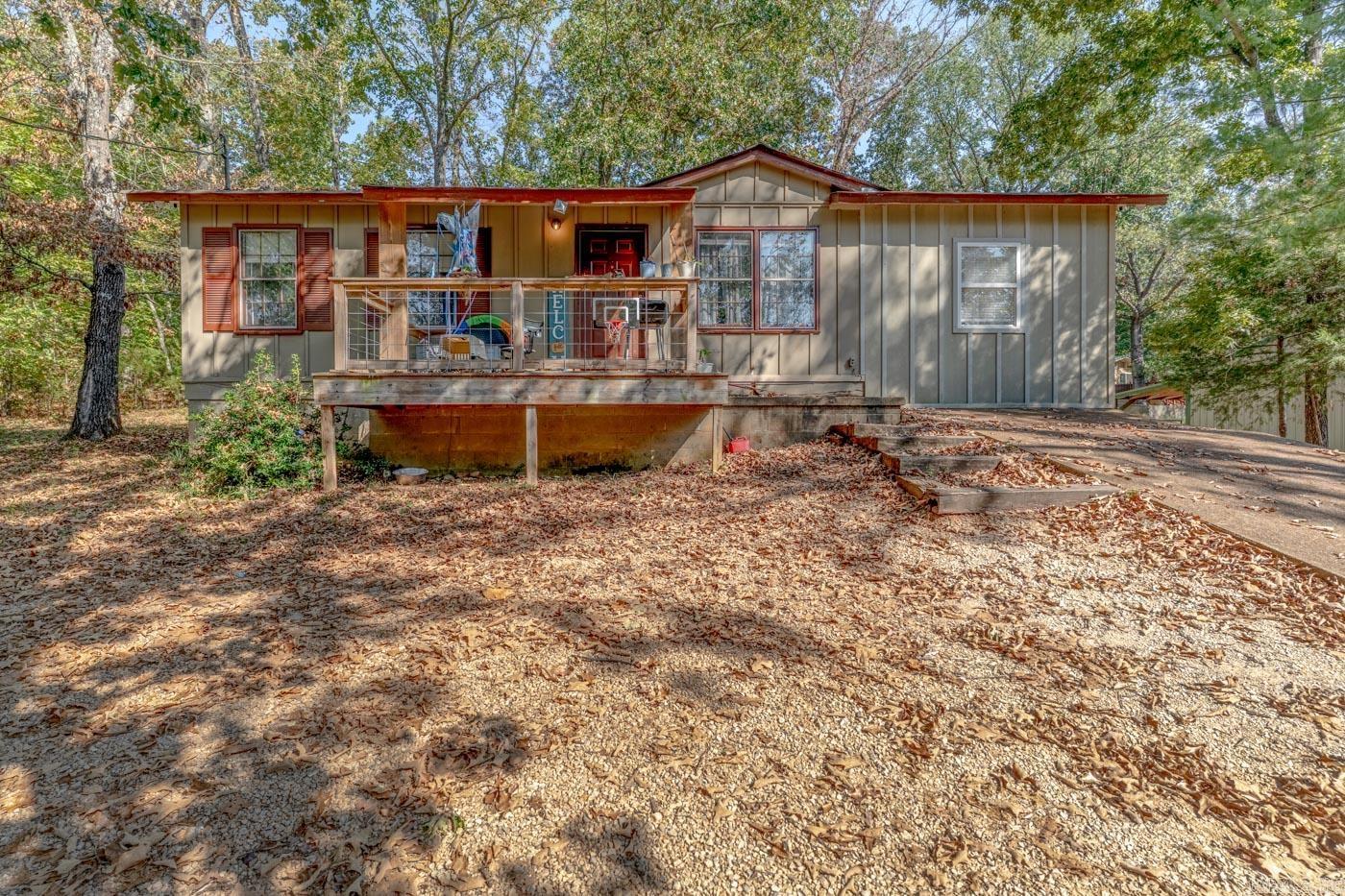 15 Pequot Dr Property Photo 1