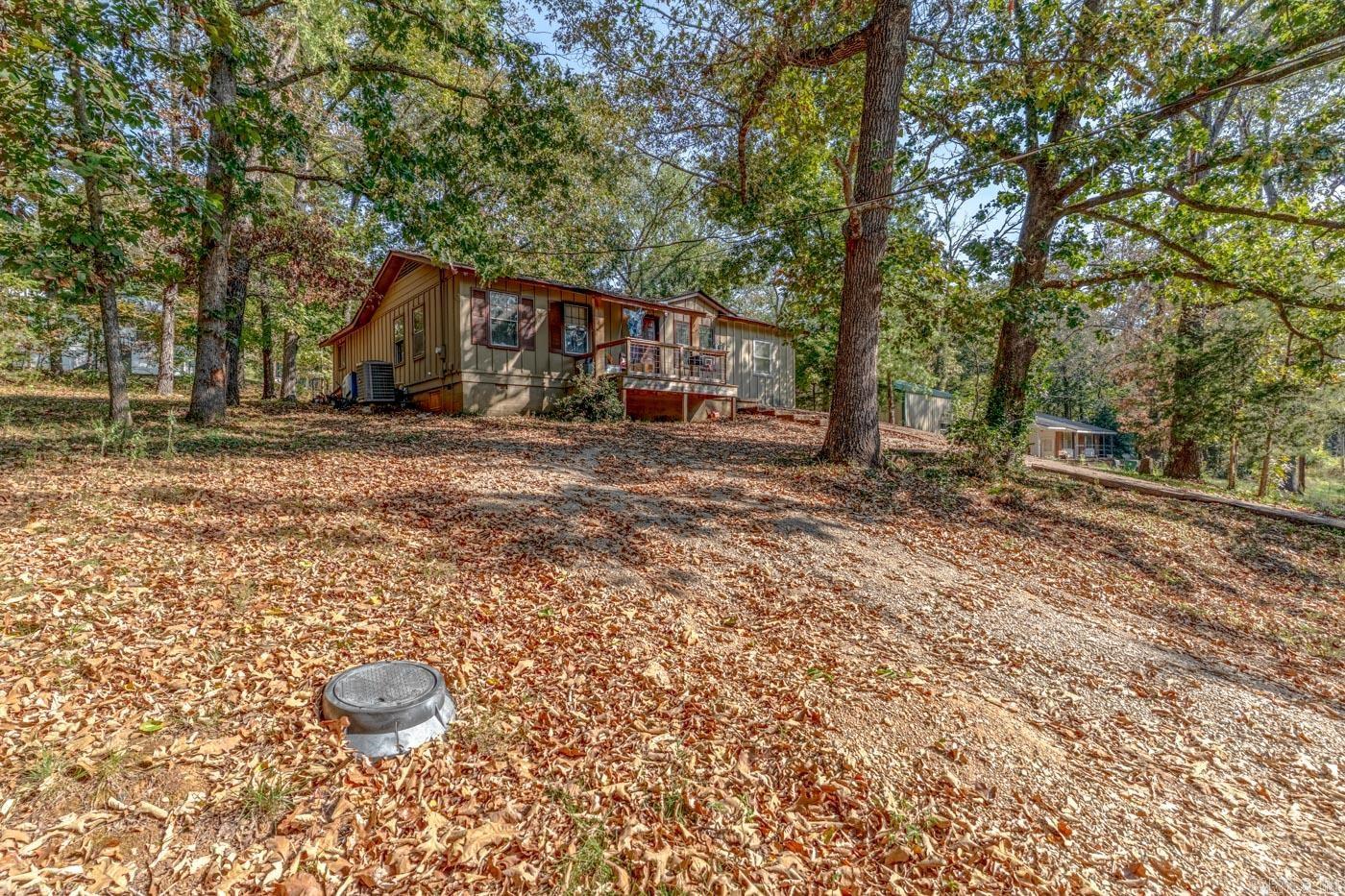 15 Pequot Dr Property Photo 4