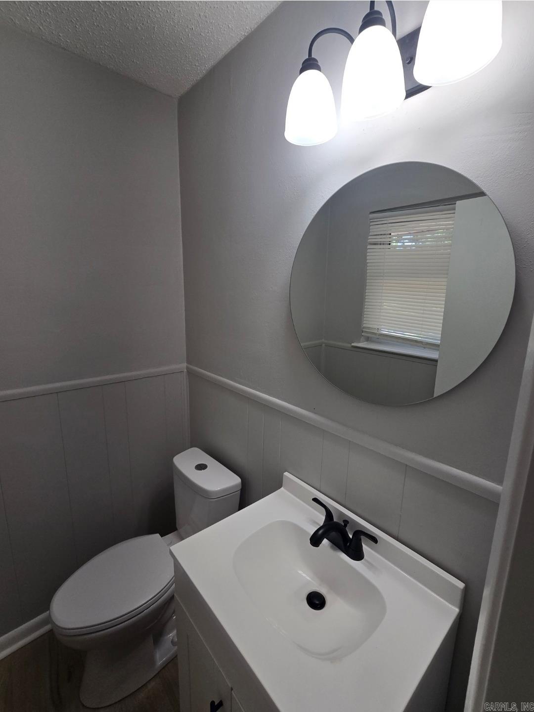 3908 American Manor Drive Property Photo 16