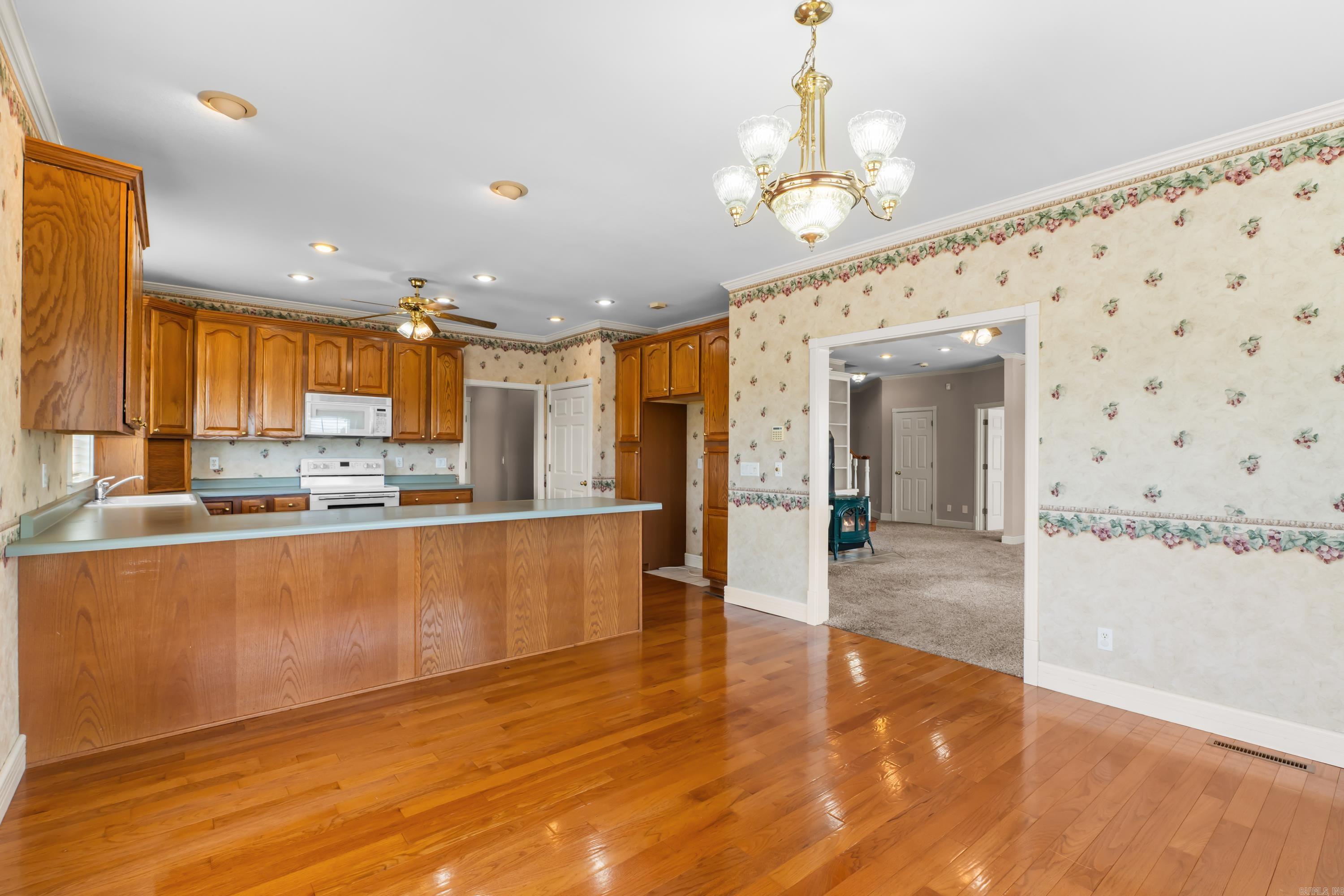 51 Mandarin Court Property Photo 5