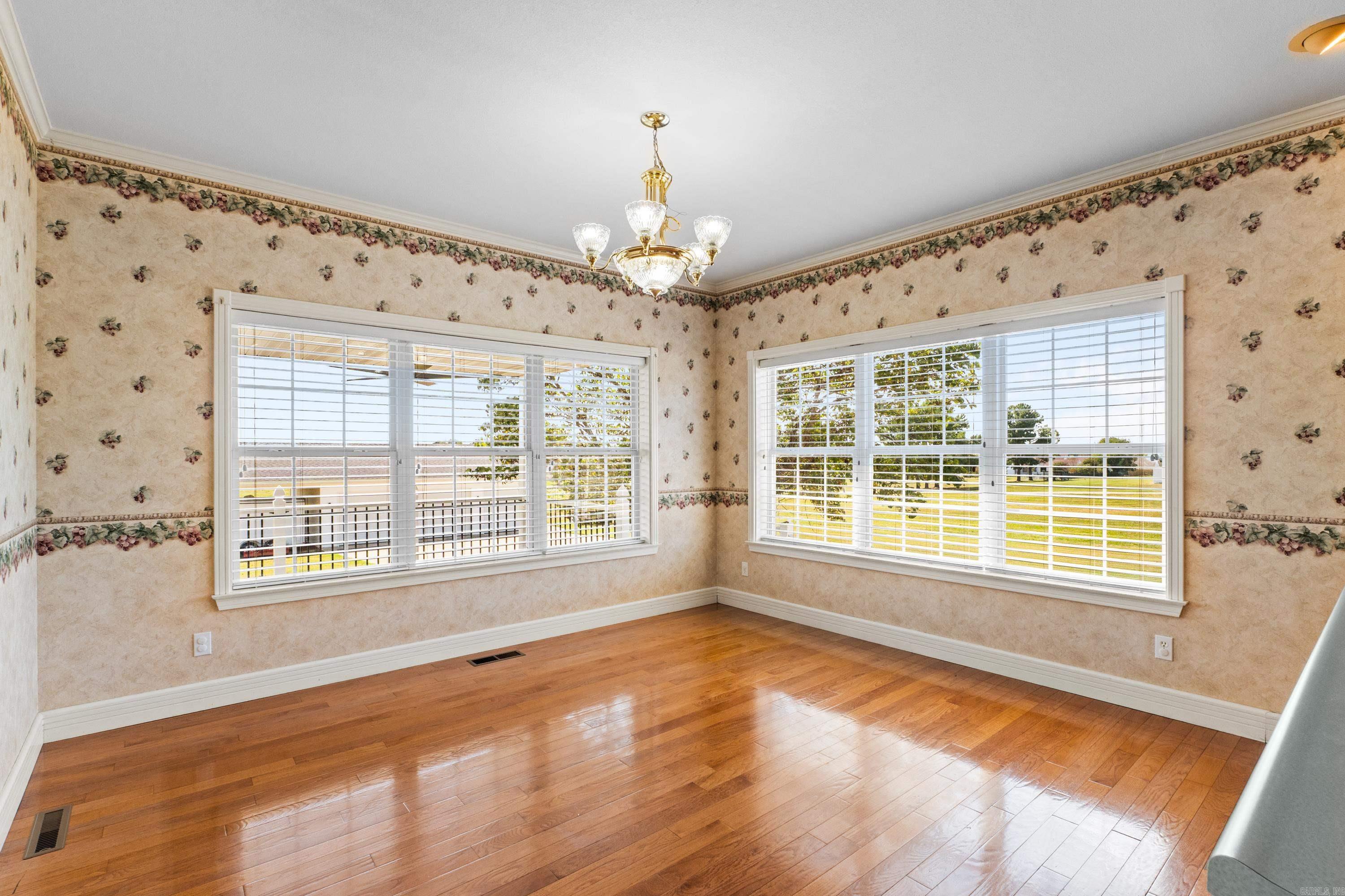 51 Mandarin Court Property Photo 6