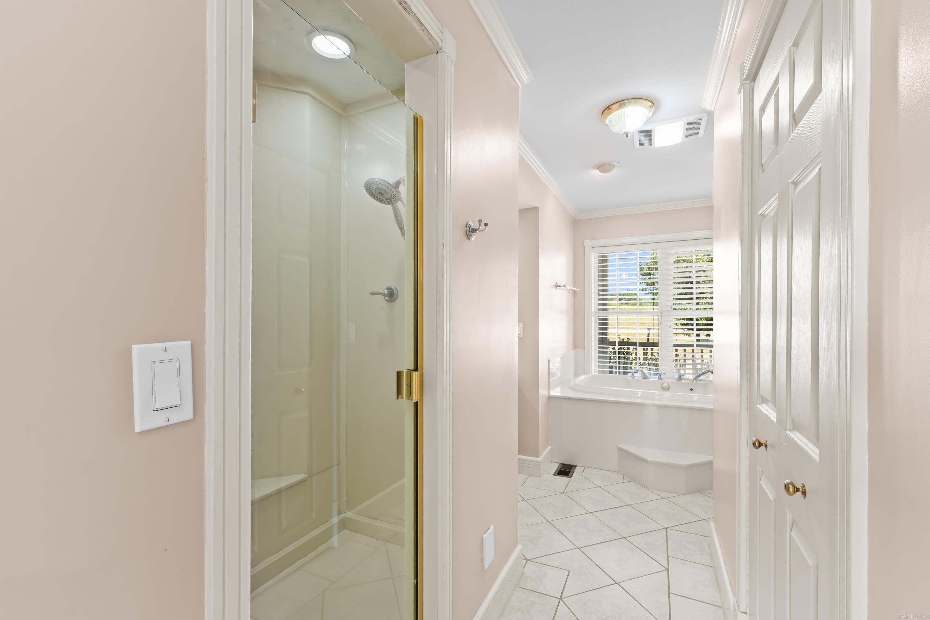 51 Mandarin Court Property Photo 15