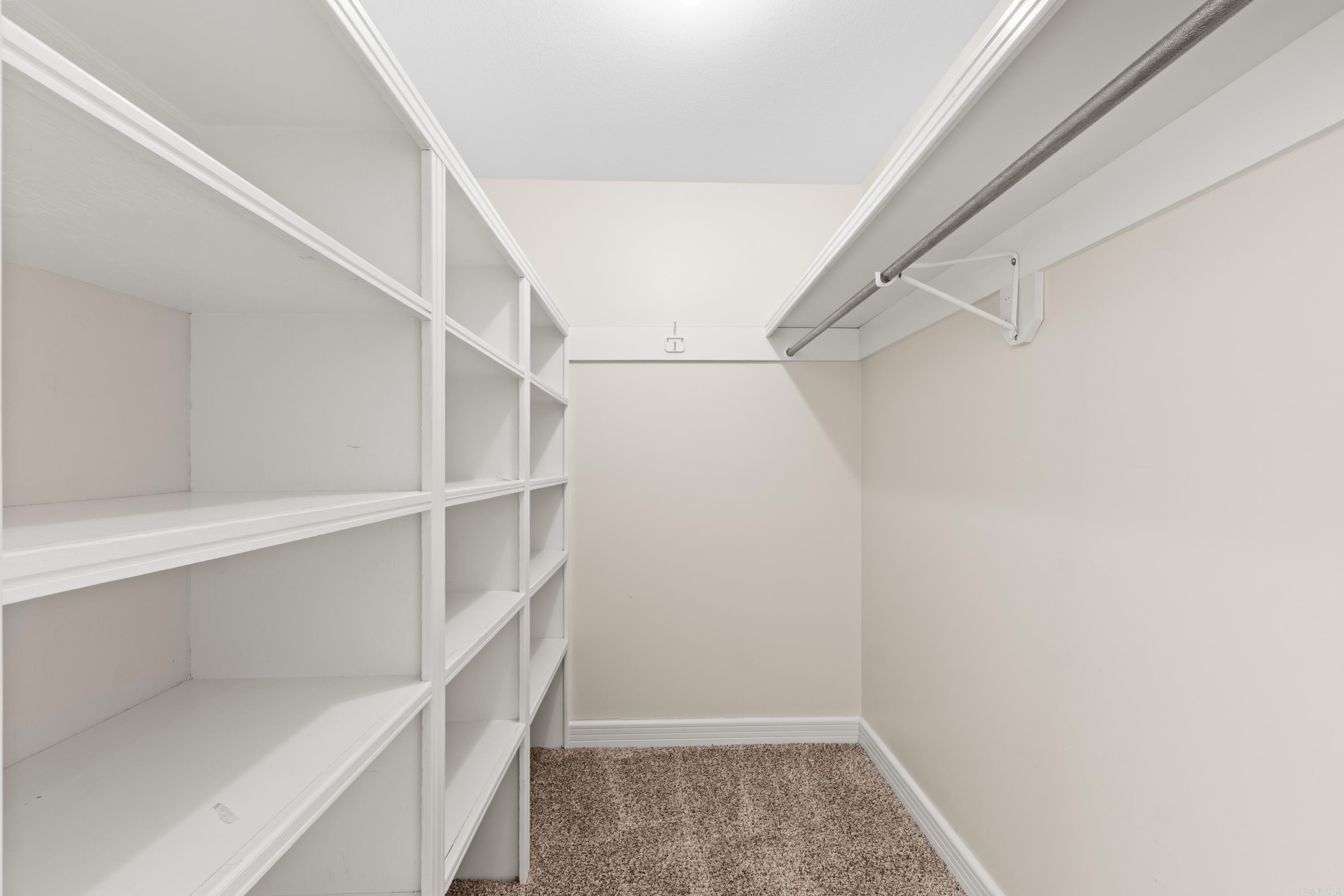51 Mandarin Court Property Photo 23