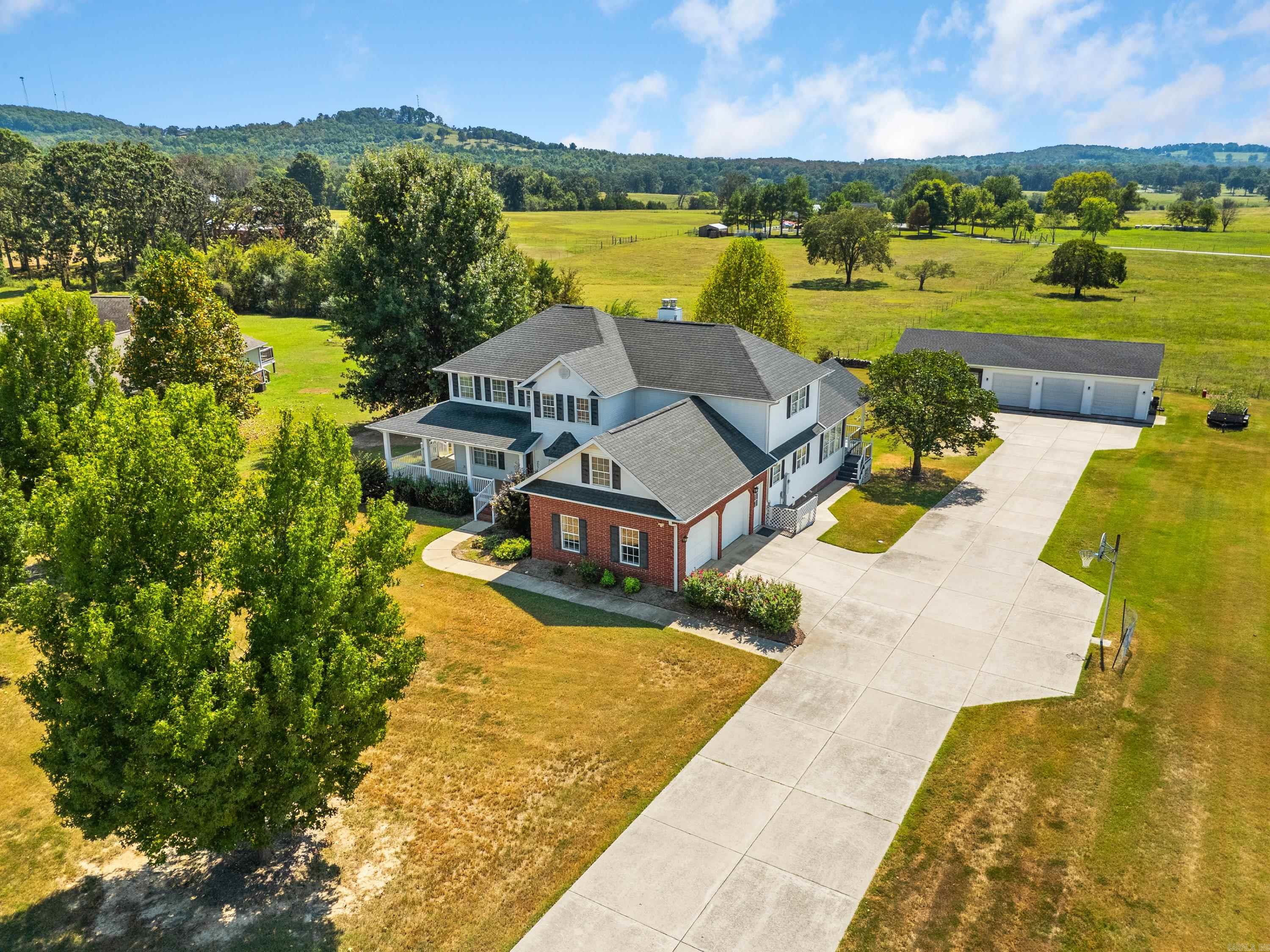 51 Mandarin Court Property Photo 46