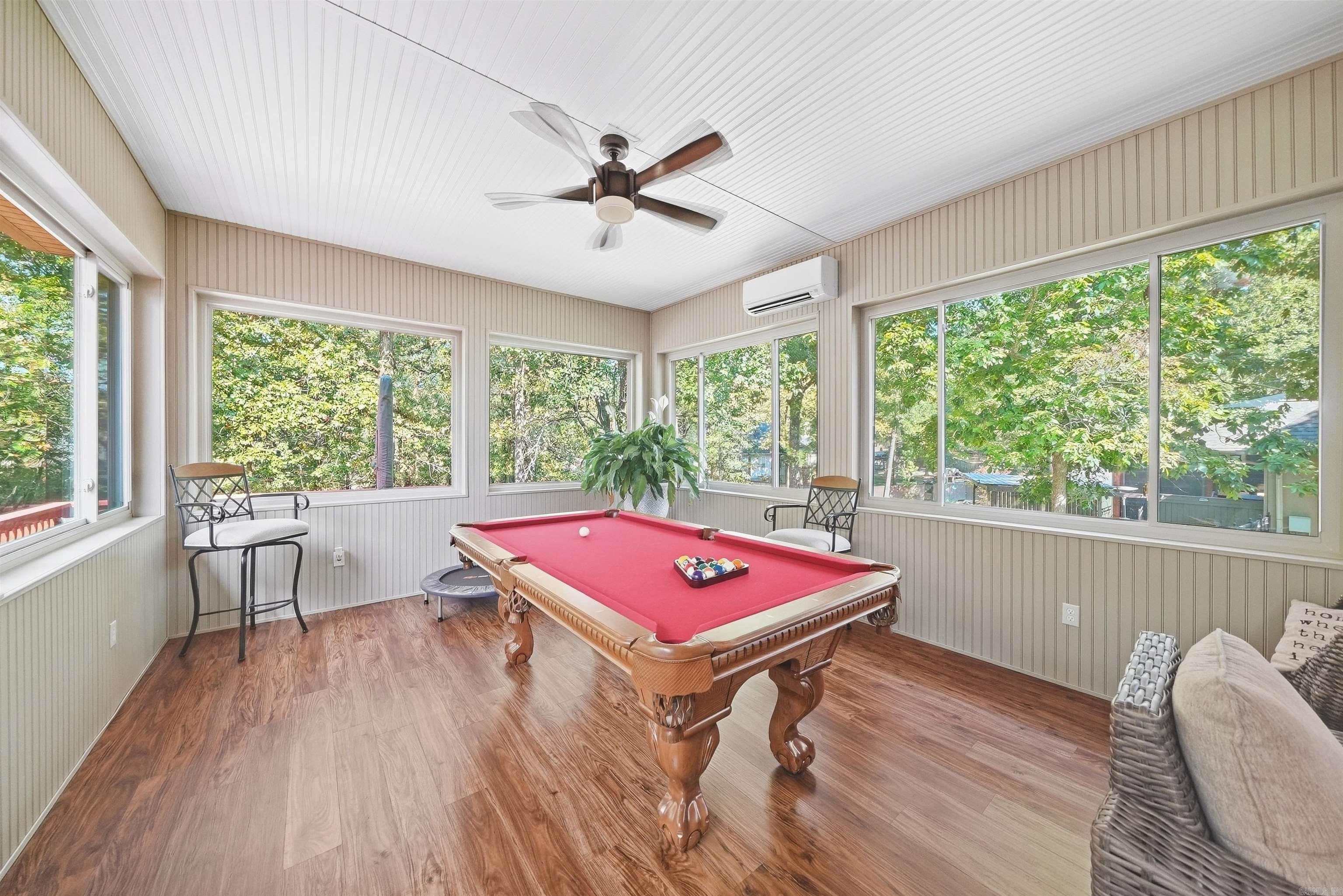 19614 Hunters Woods Drive Property Photo 40