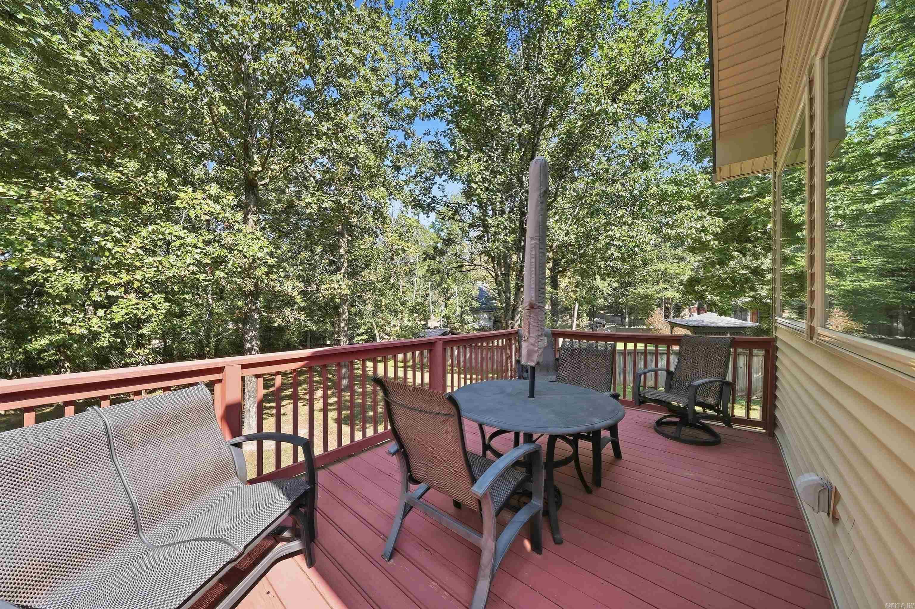 19614 Hunters Woods Drive Property Photo 44