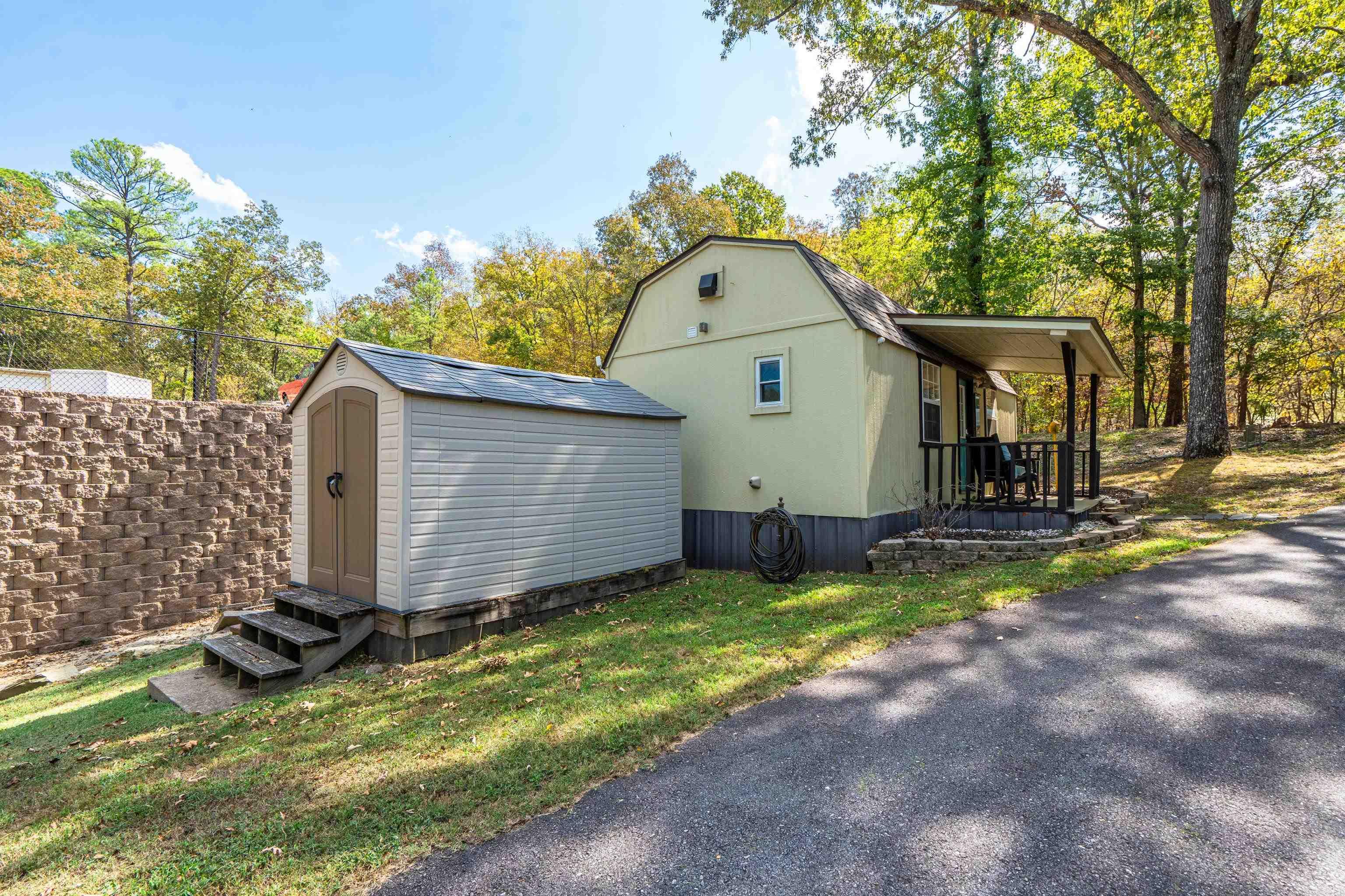 426 Windamere Terrace Property Photo 39